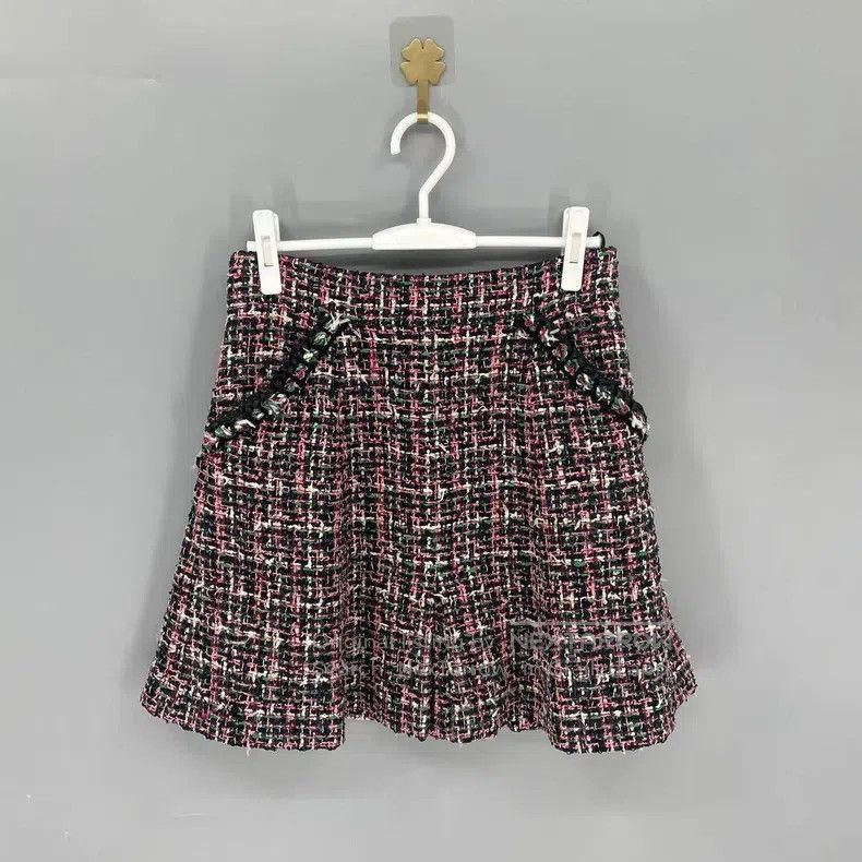 Chanel Chanel Tweed skirt Size 26" / US 2 / IT 38 - 2 Thumbnail