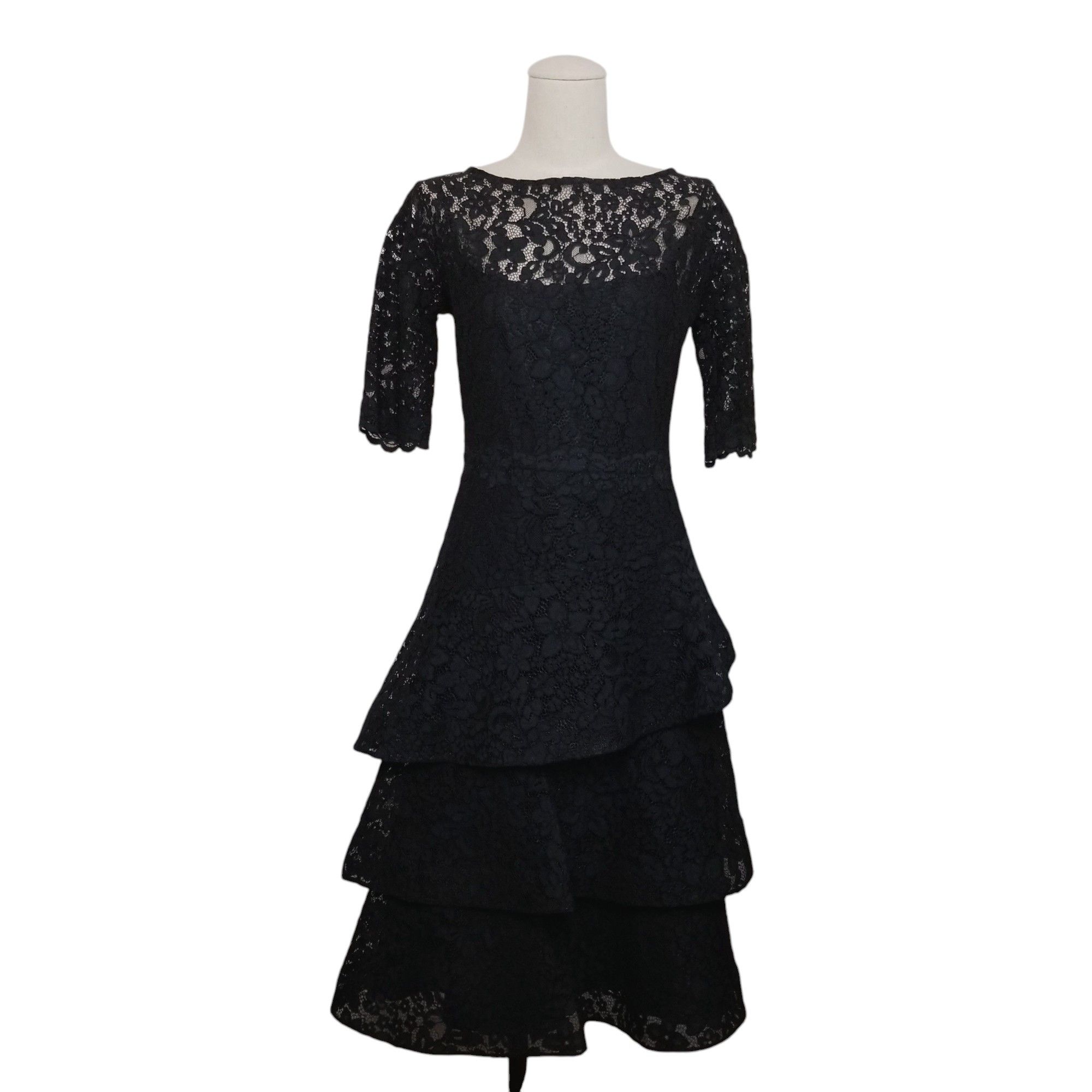 Other Teri Jon by Rickie Freeman Lace Tiered Cocktail Dress Size S / US 4 / IT 40 - 1 Thumbnail