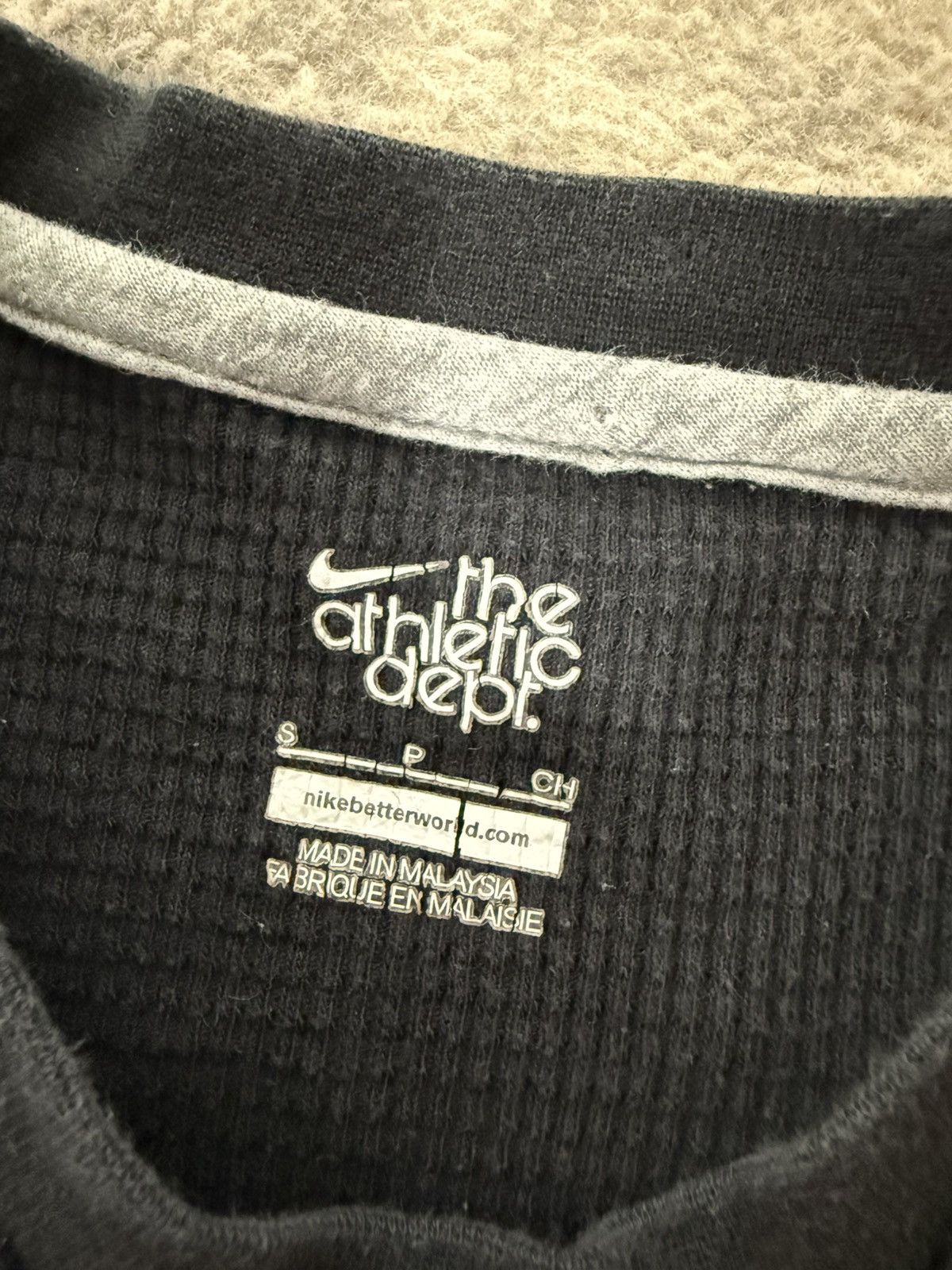 Nike Y2K Nike Black Thermal Waffle Long Sleeve T-Shirt Size US S / EU 44-46 / 1 - 4 Thumbnail