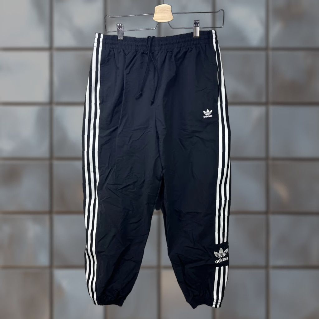 Adidas VINTAGE adidas Track Pants Womens L Black Cotton Activewear Size 36" / US 14 / IT 50 - 1 Thumbnail