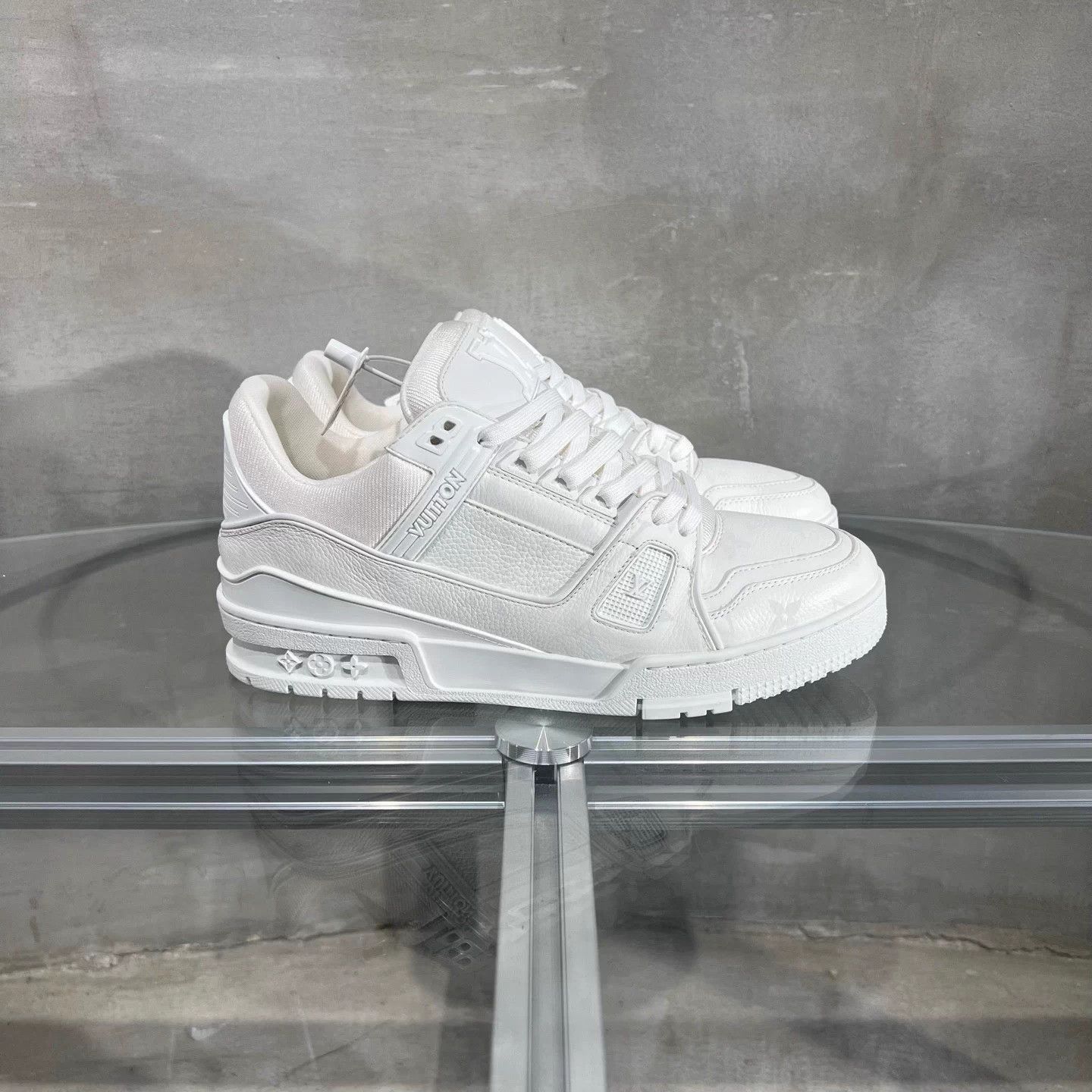 Louis Vuitton LV Trainer White All Over Print UK6/40 New, tried on only Size US 7 / EU 40 - 4 Thumbnail