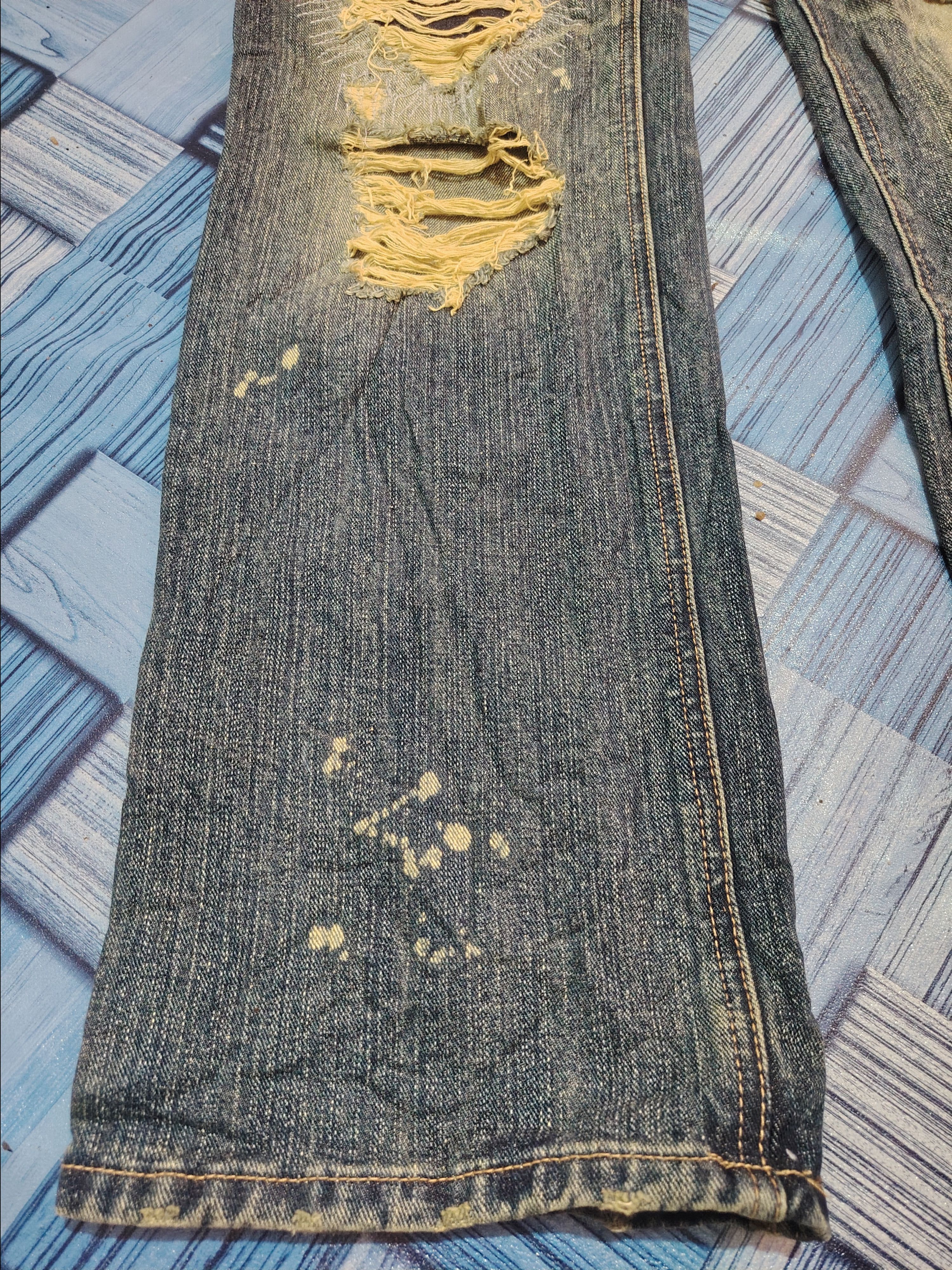 Who Decides War Japanese Exhibitionist TTU Distressed Denim Size US 33 - 11 Thumbnail