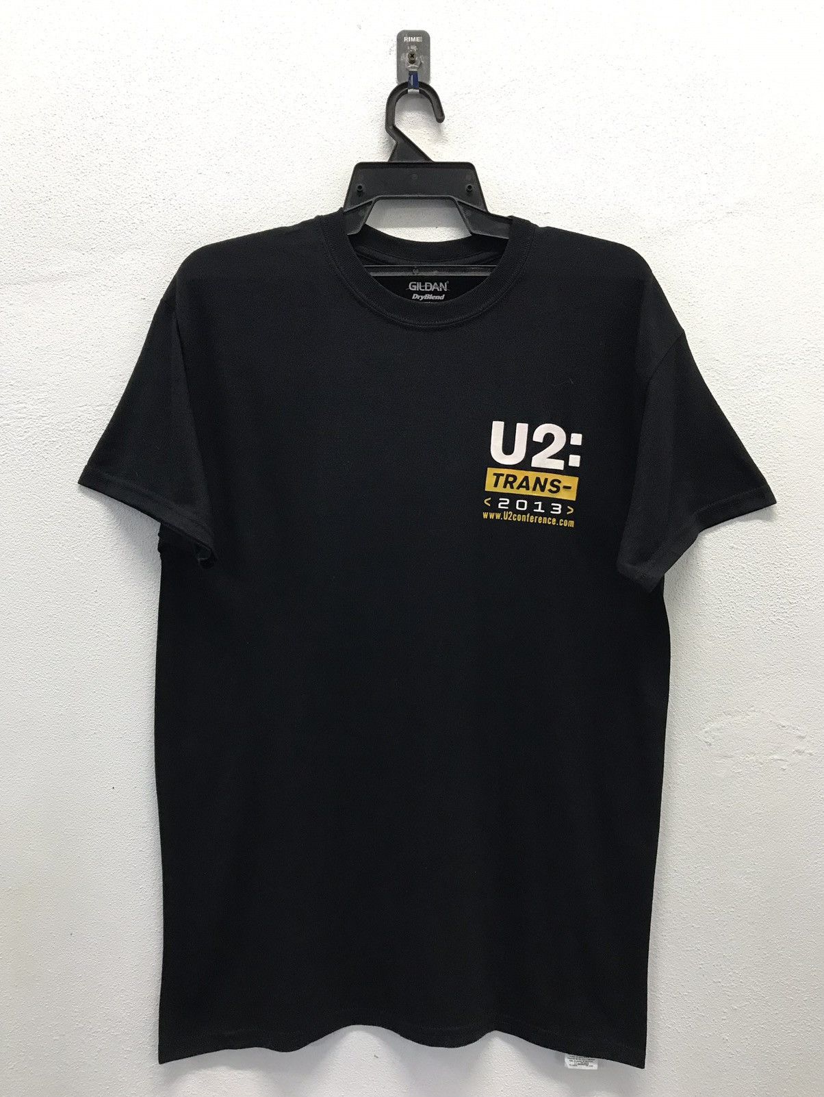 Band Tees × Gildan Vintage U2 Trans 2013 Tshirt tour rock band bono irish rock Size US M / EU 48-50 / 2 - 2 Thumbnail