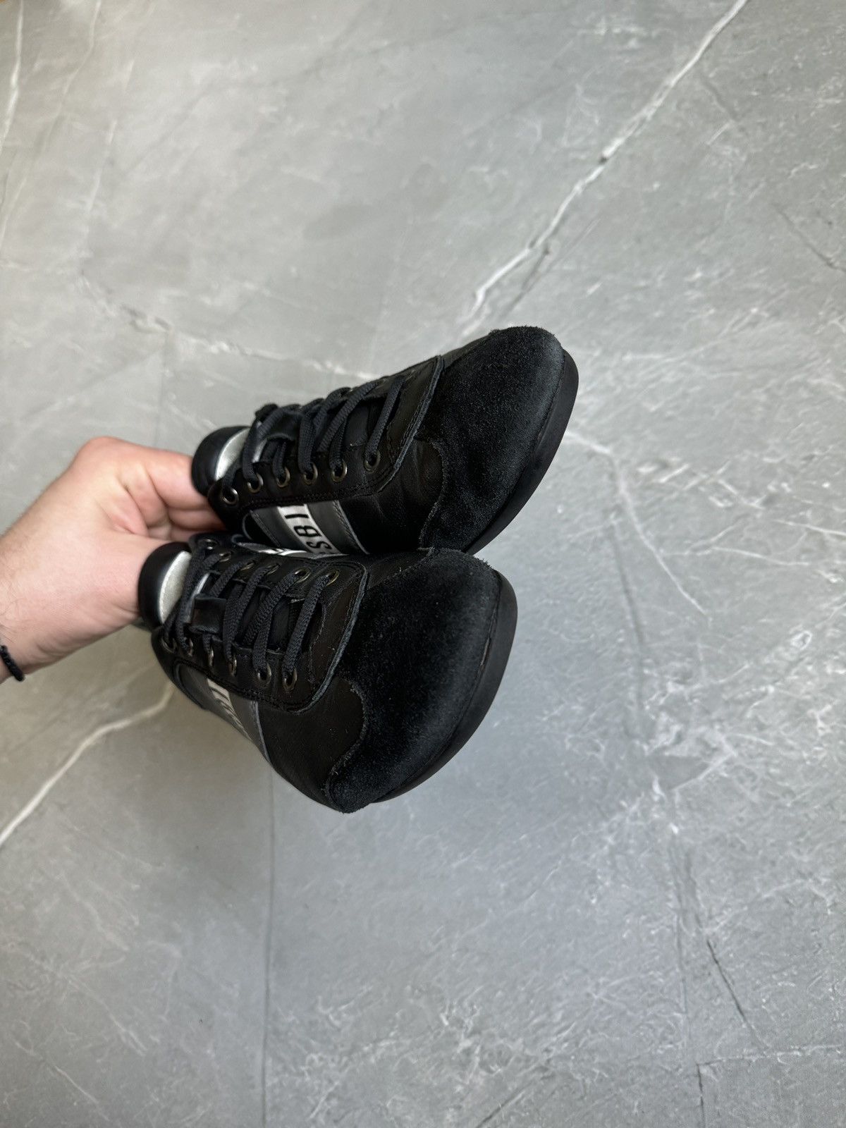 Dirk Bikkembergs Vintage Dirk Bikkembergs Leather Sneakers Japan Avantgarde Size US 7 / EU 40 - 7 Thumbnail
