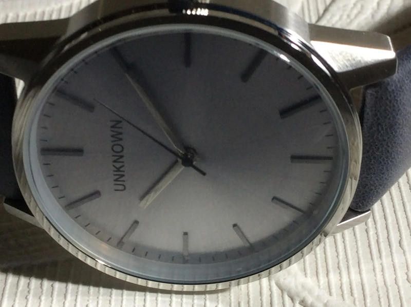 Designer Unknown silver dial leather strap watch Size ONE SIZE - 3 Thumbnail