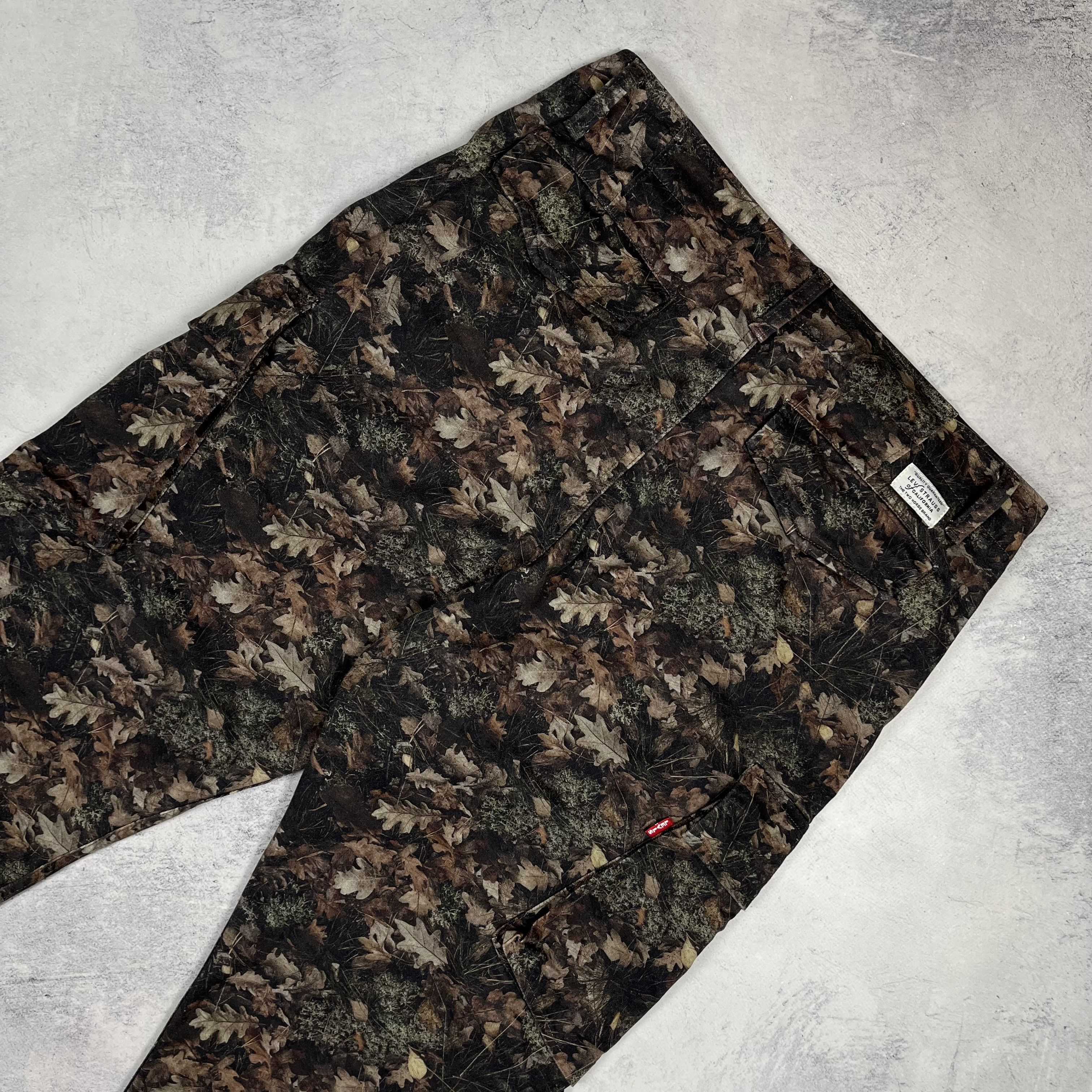 Levi's Levis XX Taper RealTree Camo Cargo Pants Size US 32 / EU 48 - 15 Thumbnail