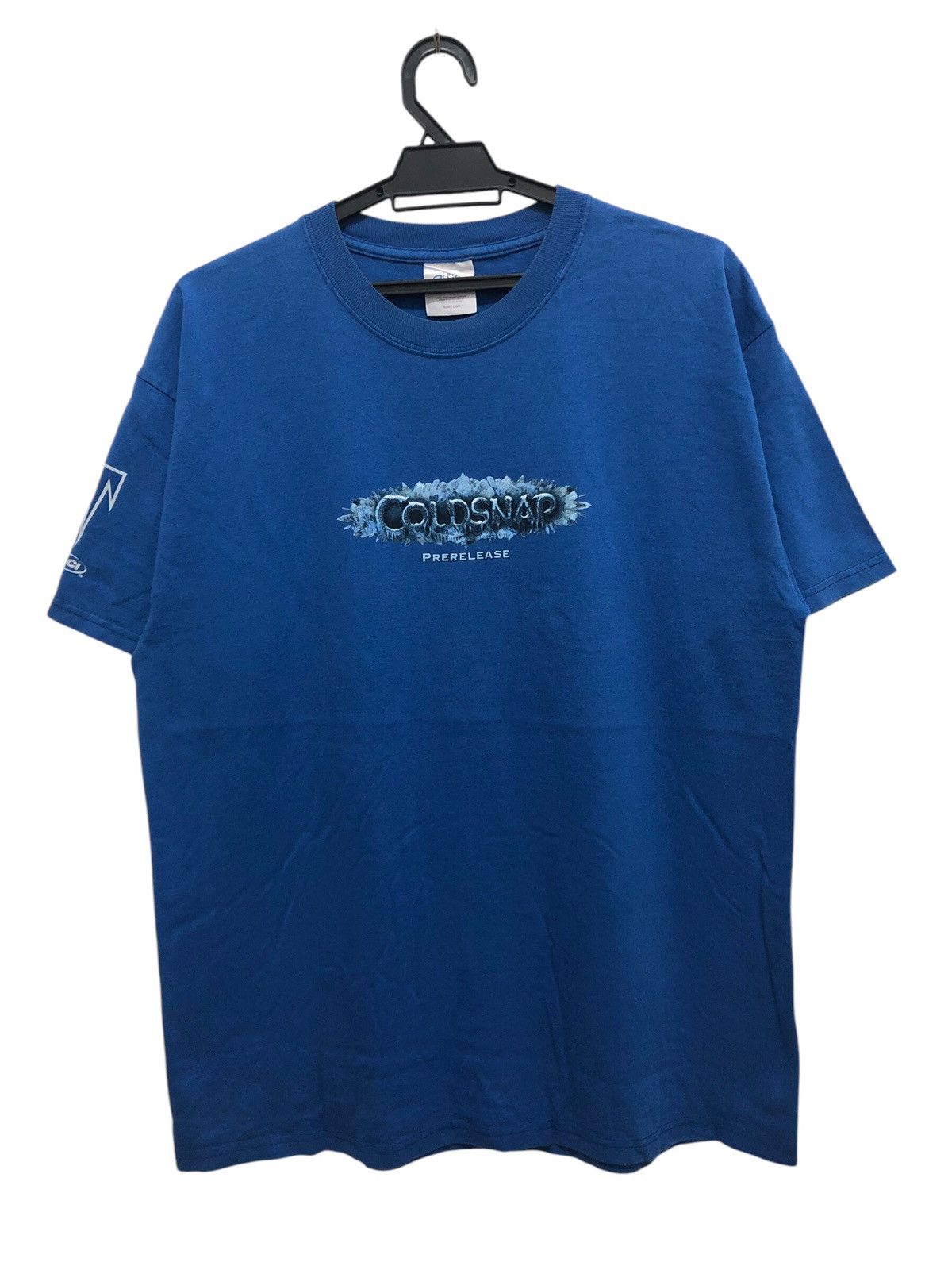 Vintage RARE 🔥 COLDSNAP PRERELEASE MAGIC THE GATHERING PROMO TEE Size US L / EU 52-54 / 3 - 1 Thumbnail