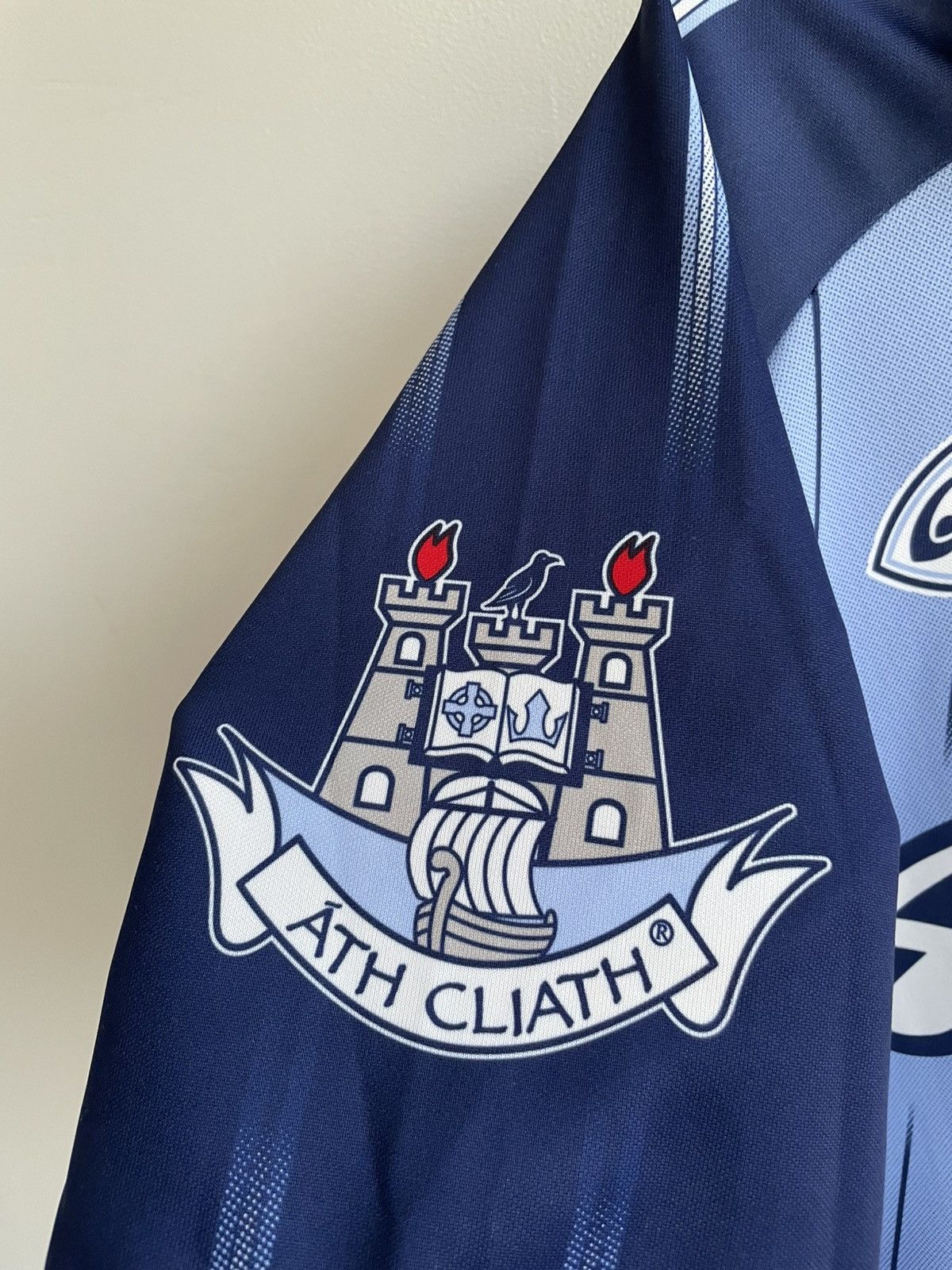 Vintage Ath Dublin GAA 2004 2005 2006 Soccer Jersey Football Shirt Size US S / EU 44-46 / 1 - 6 Thumbnail