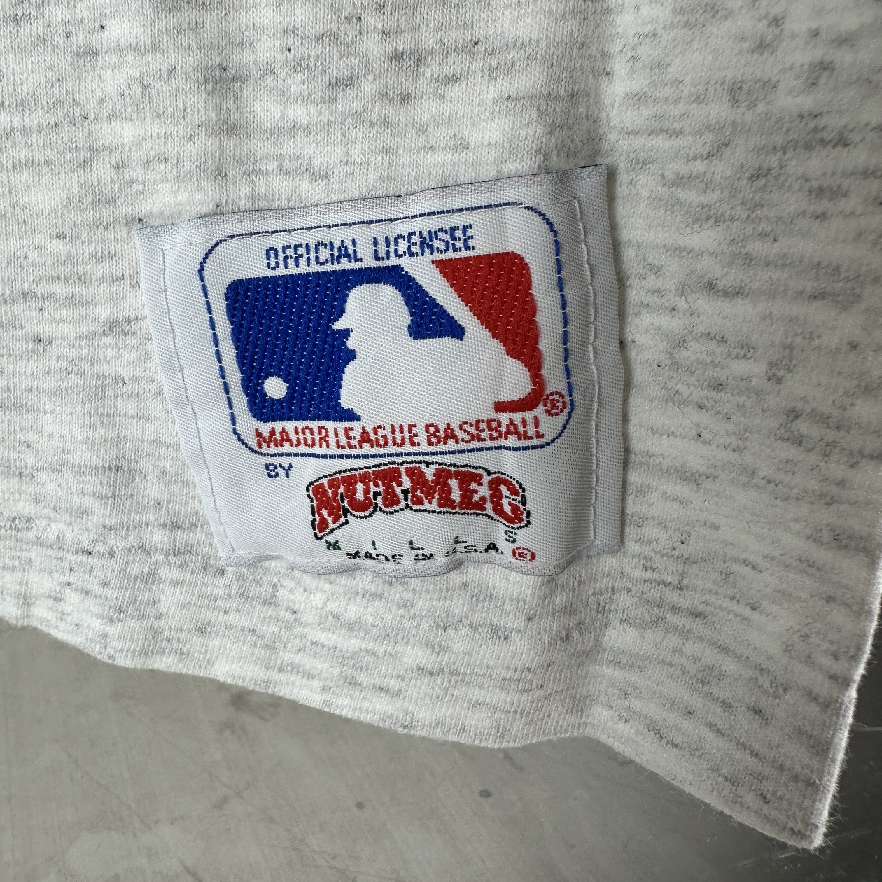 Vintage 1992 Ken Griffey Jr Seattle Mariners MLB Nutmeg T-Shirt Size US L / EU 52-54 / 3 - 8 Thumbnail