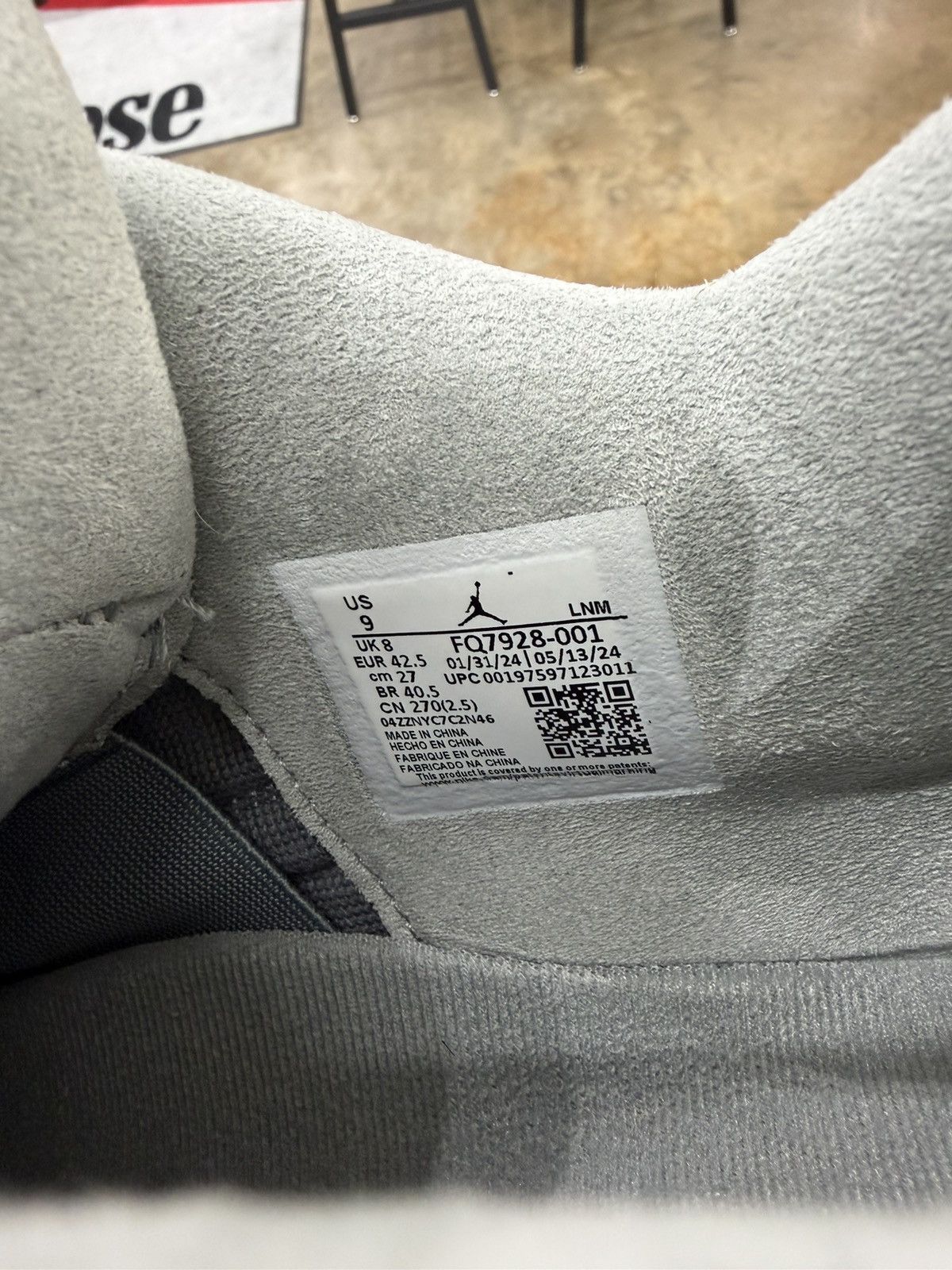 Jordan Brand Air Jordan 4 Paris Olympic Wet Cement Size 9 (2024) Size US 9 / EU 42 - 10 Thumbnail