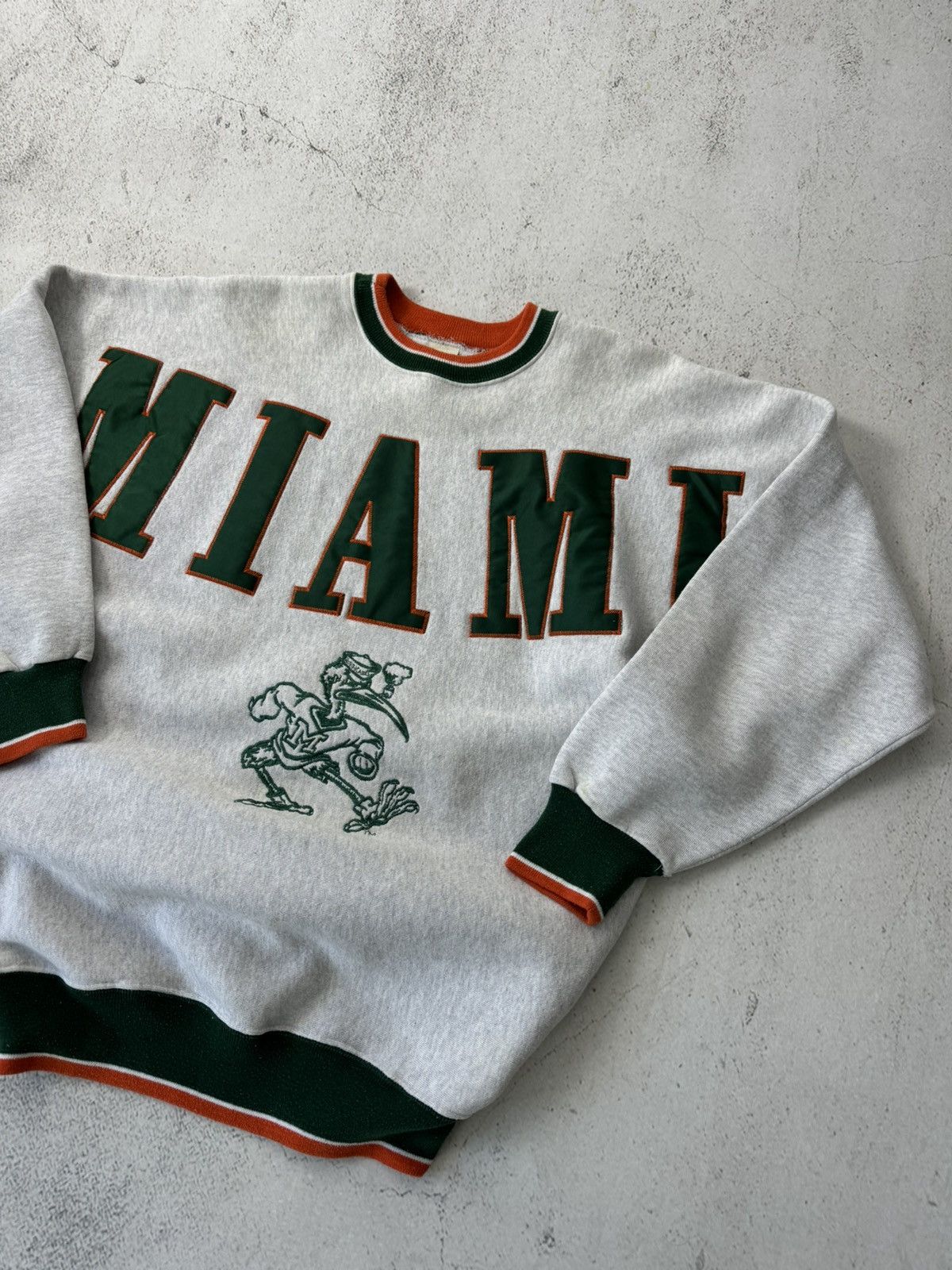 Vintage Legends USA Vintage Miami Hurricanes Sweatshirt Size US M / EU 48-50 / 2 - 2 Thumbnail