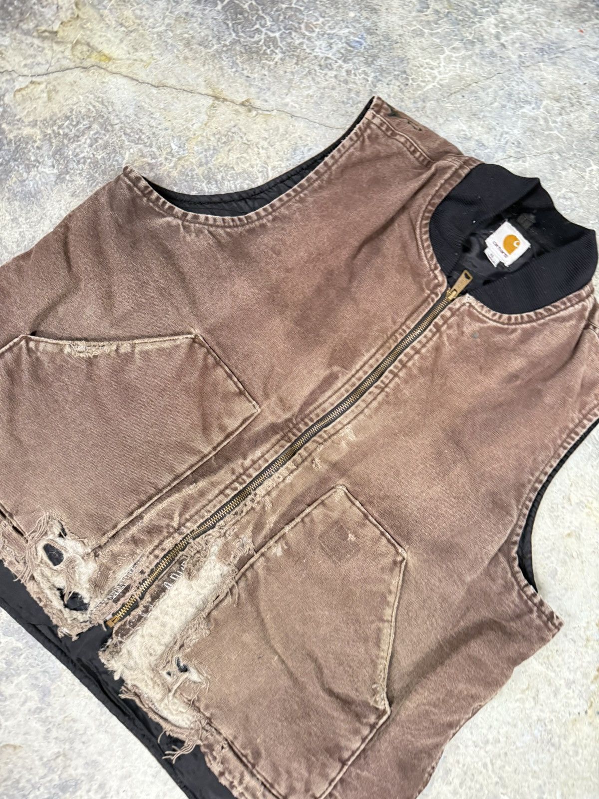 Carhartt × Vintage Vintage Thrashed Carhartt Vest Size US XL / EU 56 / 4 - 3 Thumbnail