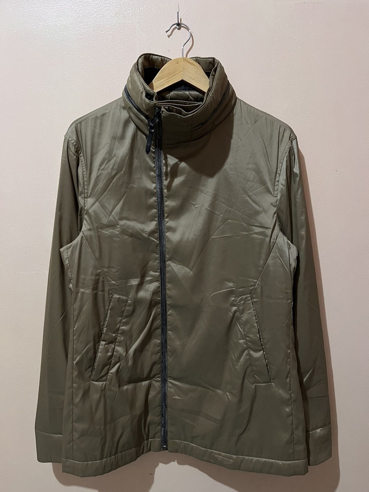 Louis Vuitton Louis Vuitton - Assymetrical Zipper - Technical Jacket Size US M / EU 48-50 / 2 - 3 Thumbnail