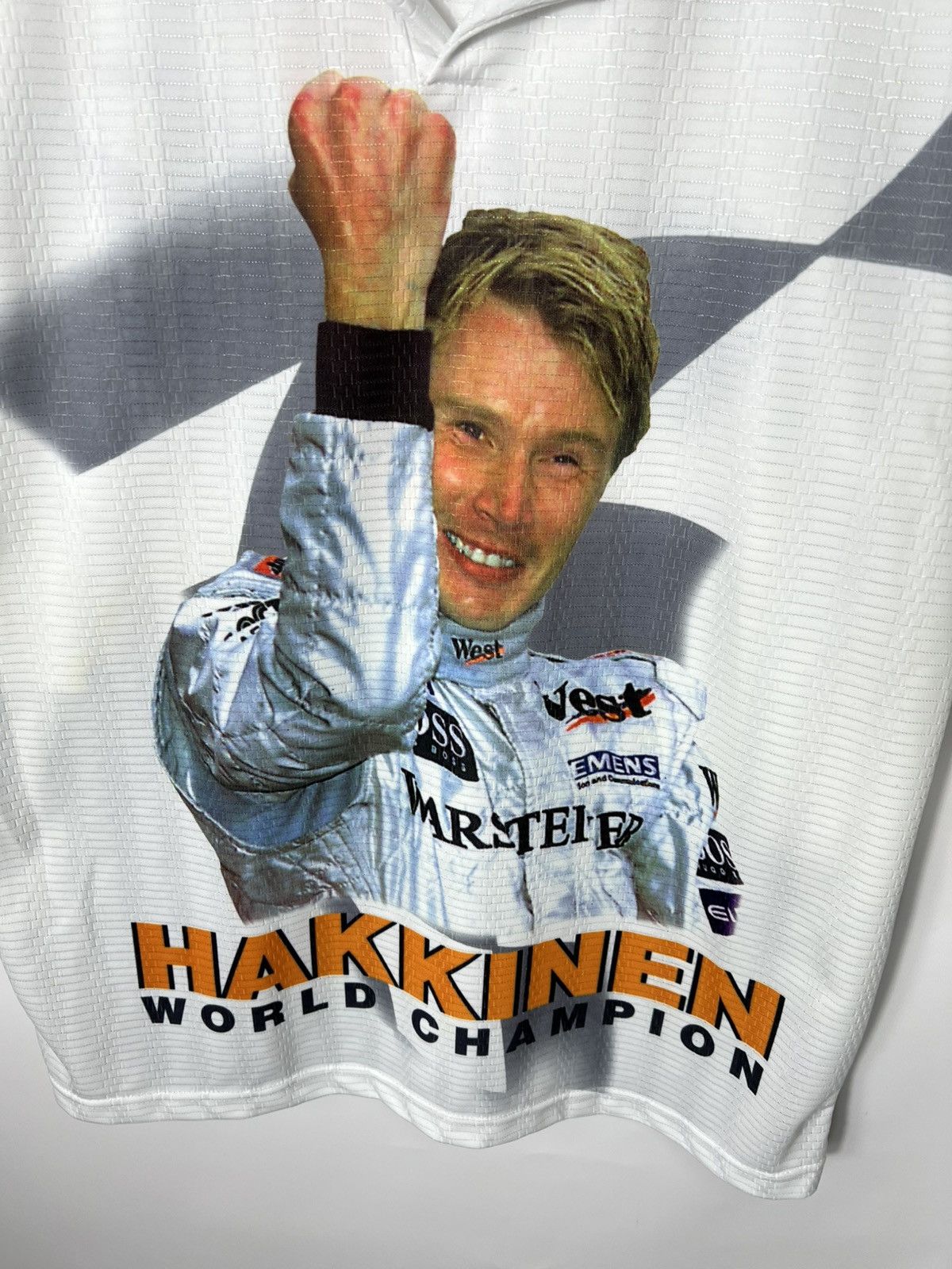Mercedes-Benz Mika Hakkinen McLaren Mercedes West F1 Warsteiner T-shirt Size US L / EU 52-54 / 3 - 2 Thumbnail