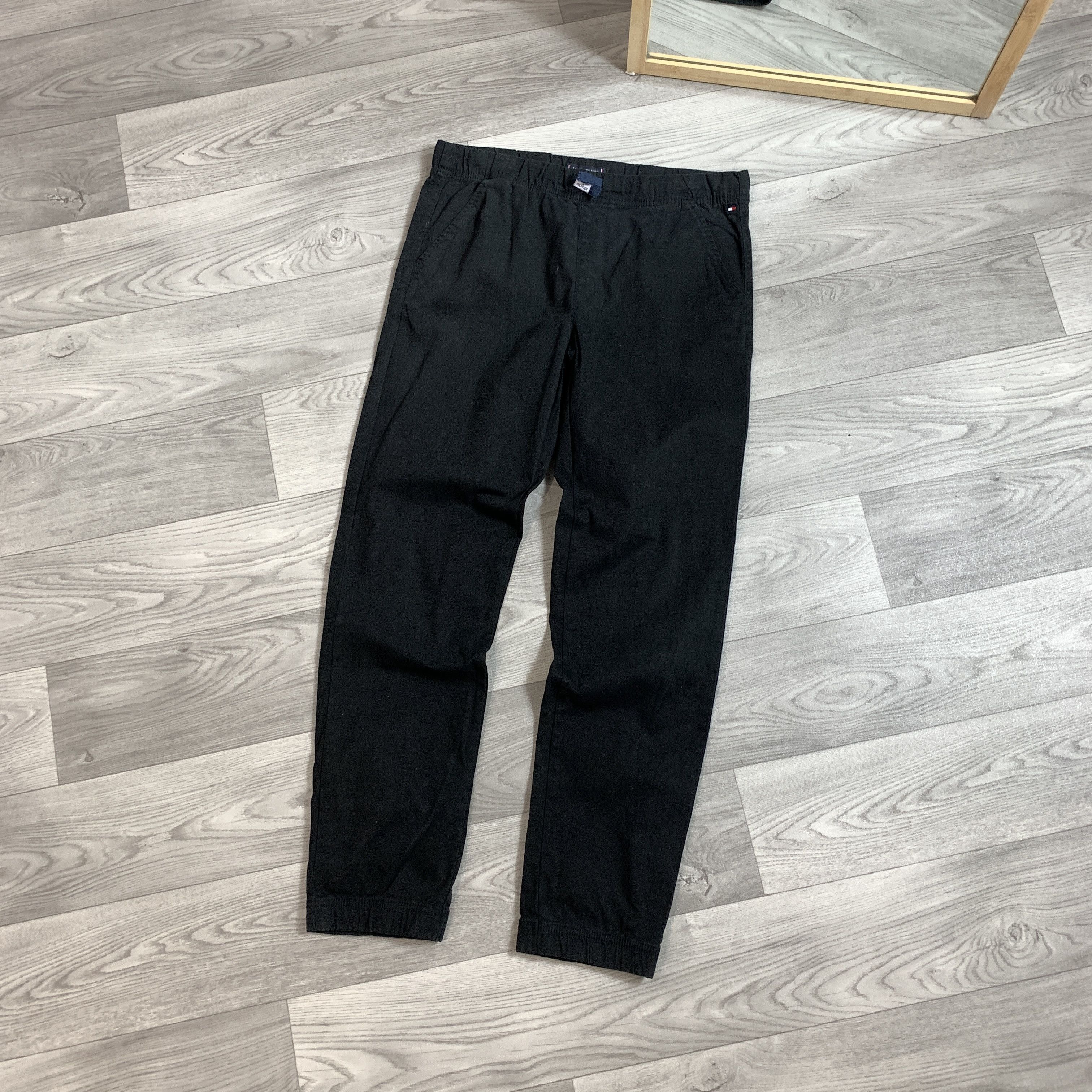 Tommy Hilfiger Tommy Hilfiger Black Casual Jogger Embroidered Logo Pants Size US 30 / EU 46 - 3 Thumbnail