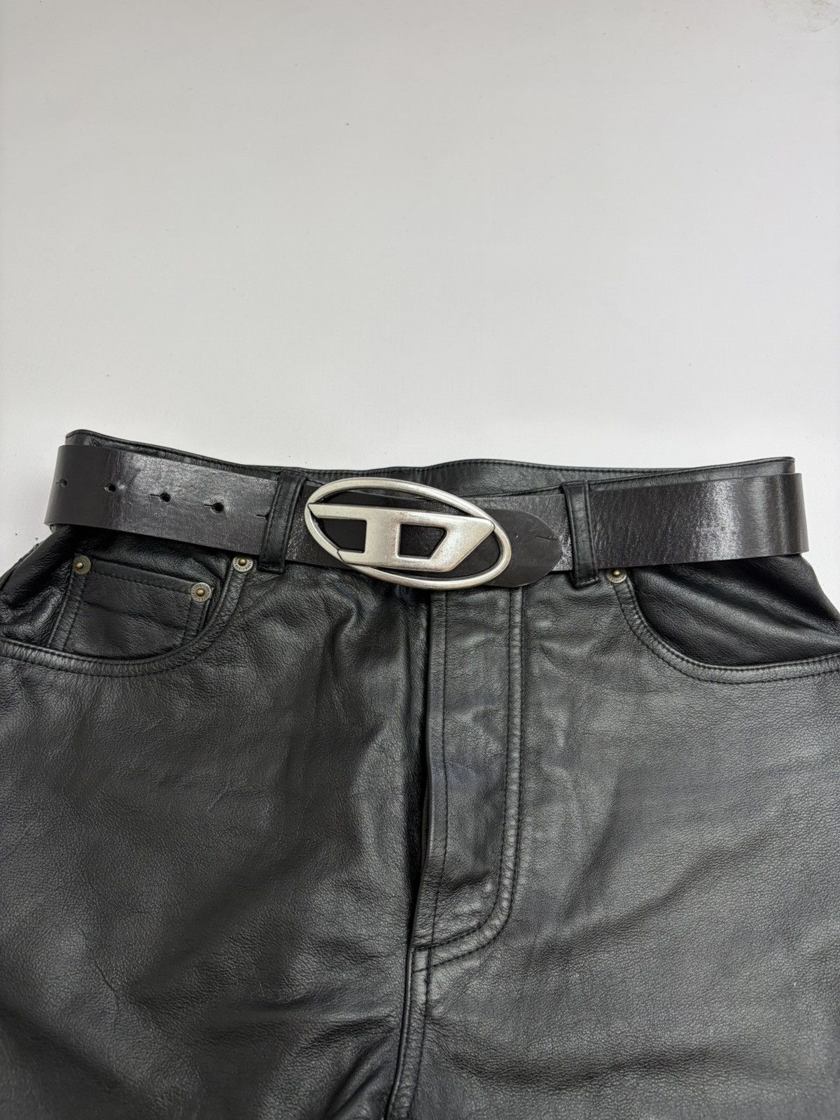 Diesel Vintage Diesel Oval Logo Y2K Archive Leather Belt Buckle Size ONE SIZE - 7 Thumbnail