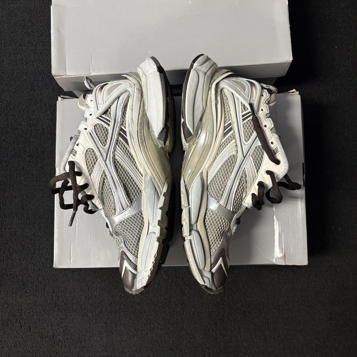 Balenciaga Balenciaga Runner Beige Brown Size US 12 / EU 45 - 8 Thumbnail