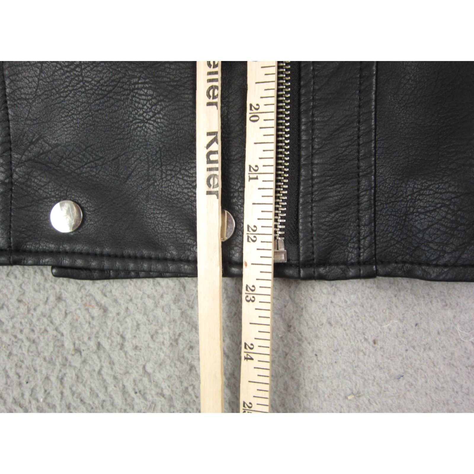 Bebe VINTAGE bebe Jacket Womens S Black Faux Leather Moto Biker Zip Up Ladies Size S / US 4 / IT 40 - 7 Thumbnail