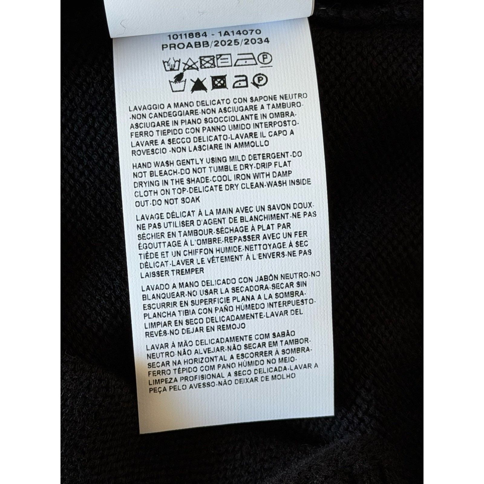 Versace Versace Medusa Embroidered Knit Sweater Black 44 US 1011884 Size US XL / EU 56 / 4 - 12 Thumbnail