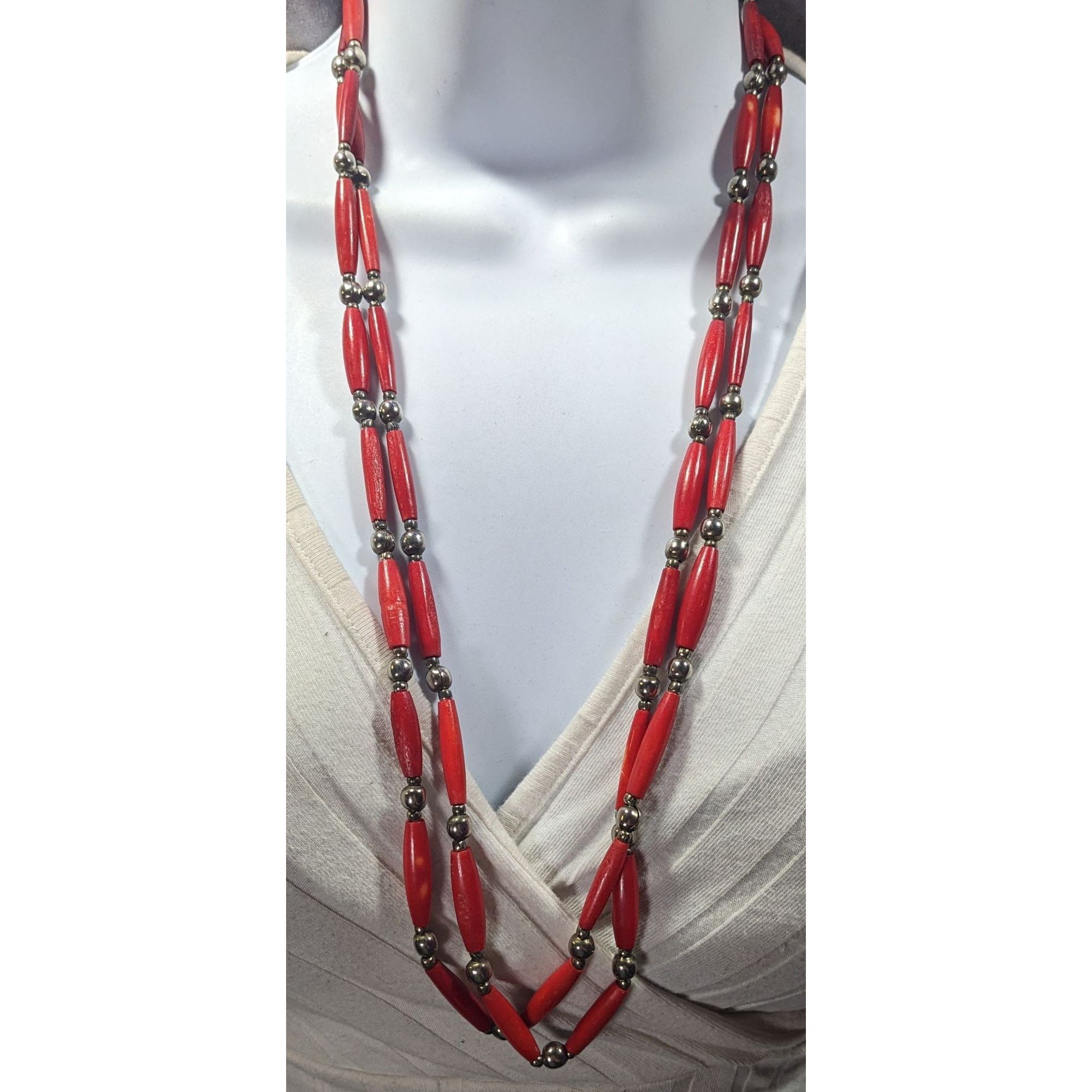 Other Vintage Red Coral And Silver Tone Beaded Necklace Size ONE SIZE - 5 Thumbnail