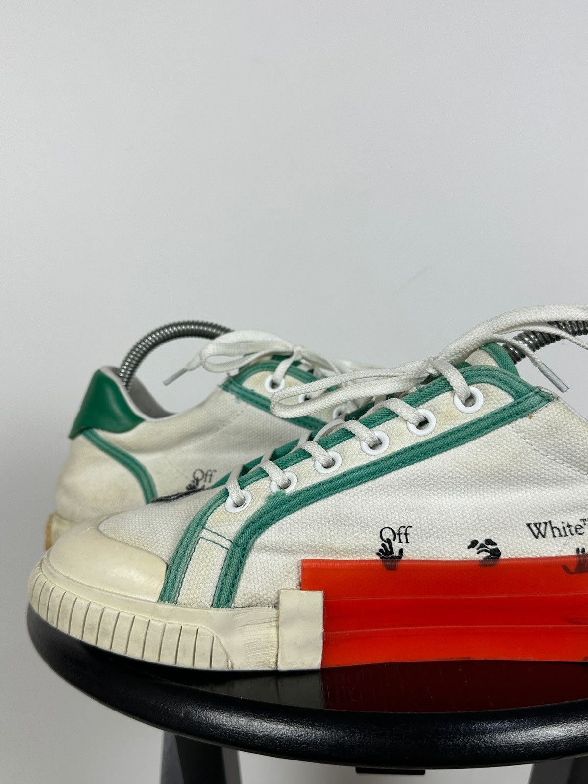 Off-White Off-White Vulcanized Virgil Abloh Low Top Sneakers Size US 9 / EU 42 - 19 Thumbnail
