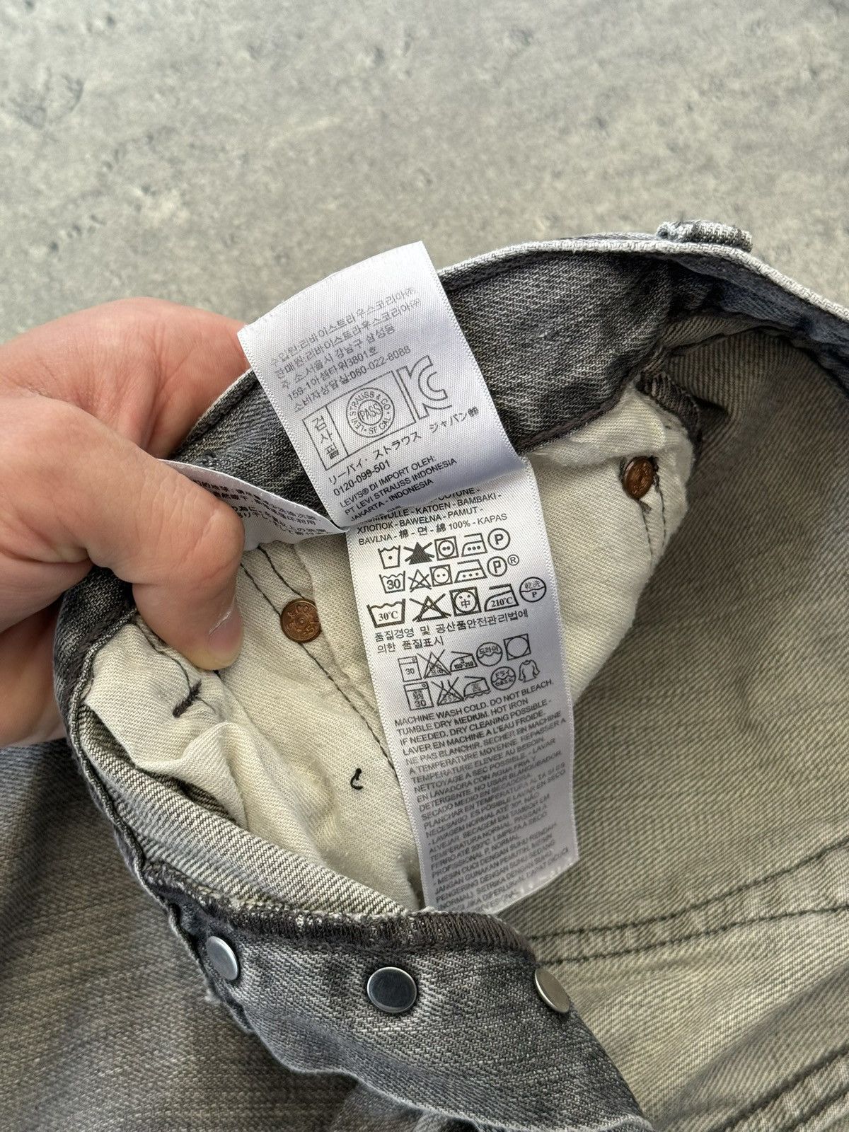 Levi's Vintage Levi’s 501 Grey Denim Straight Pants Striped Washed Size US 30 / EU 46 - 11 Thumbnail