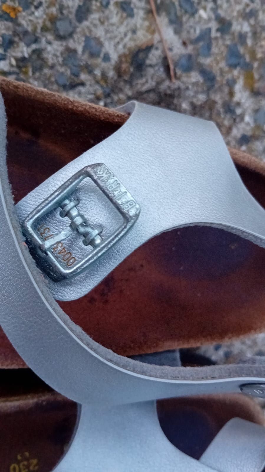 Birkenstock Birkenstock Yara Sandals Ankle Strap silver sz 36 Size US 6 / IT 36 - 9 Thumbnail