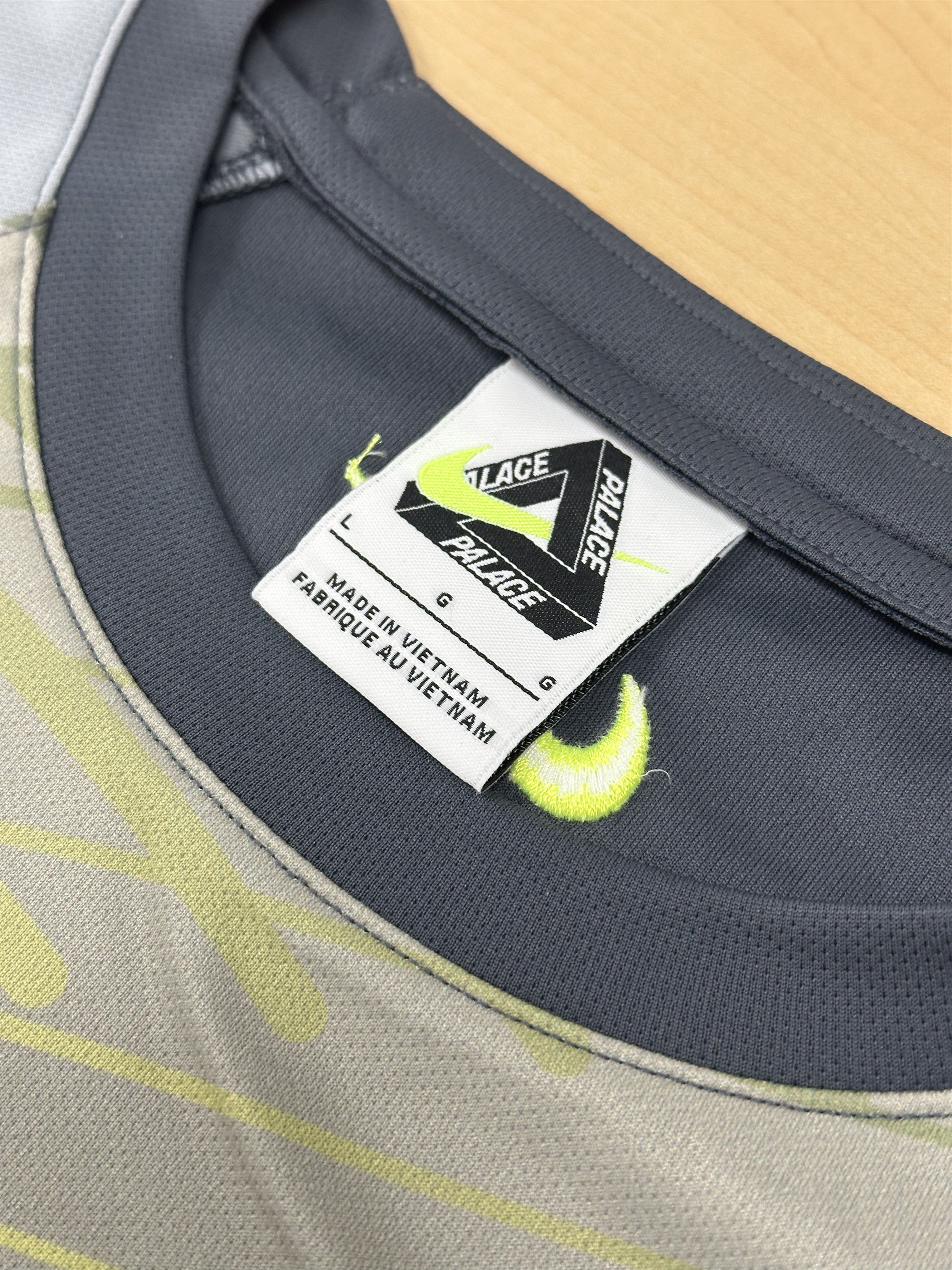 Palace PALACE NIKE TOTAL P90 JERSEY GREY Size US L / EU 52-54 / 3 - 8 Thumbnail
