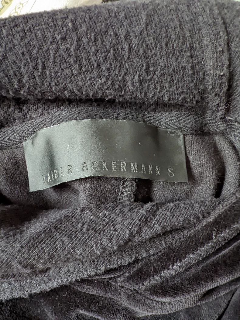 Haider Ackermann Haider Ackermann Men's Velvet Hoodie Size US S / EU 44-46 / 1 - 4 Thumbnail
