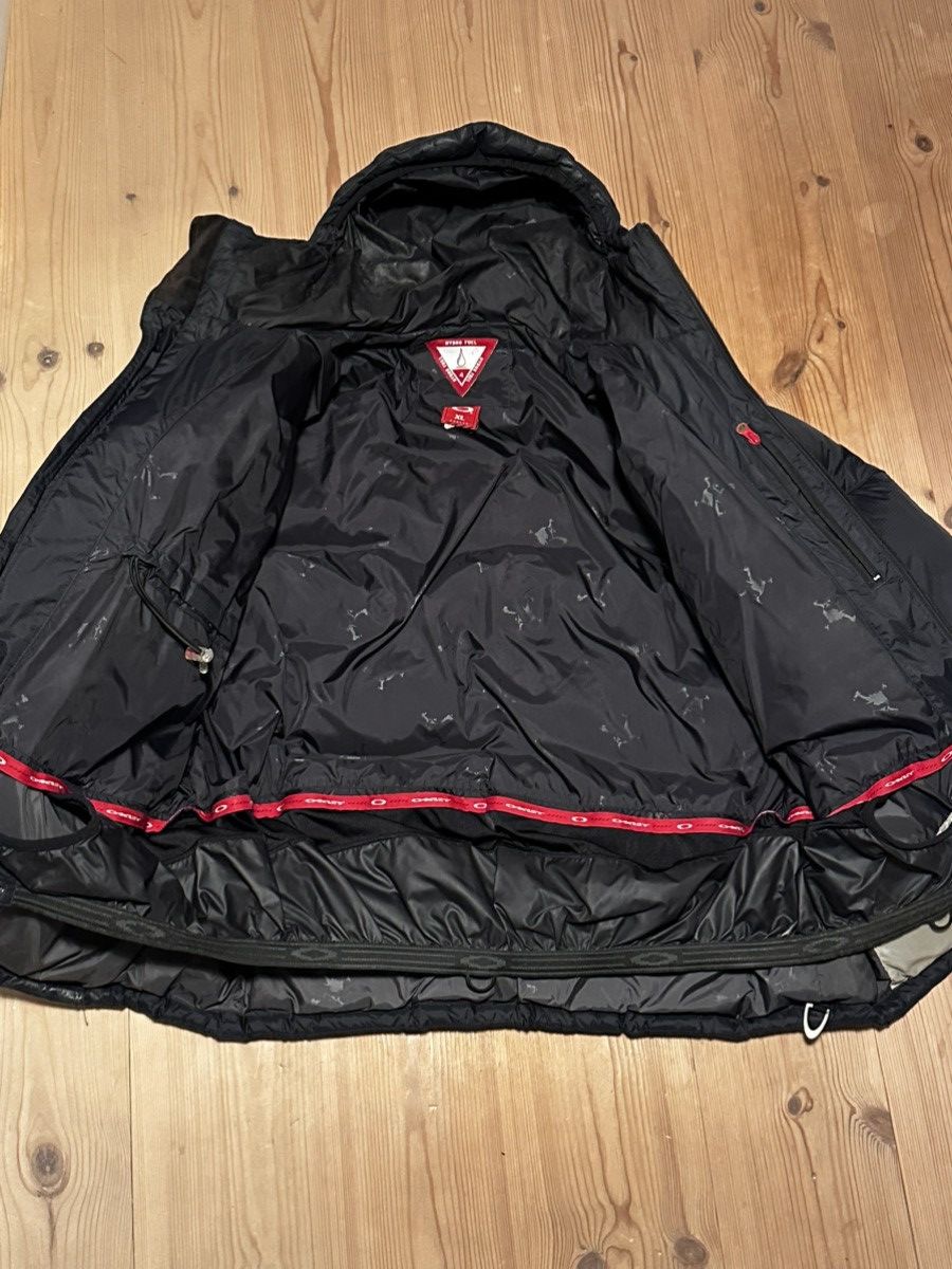 Oakley 2000s Oakley Hydro Fuel 4 down puffer jacket Size US XL / EU 56 / 4 - 3 Thumbnail