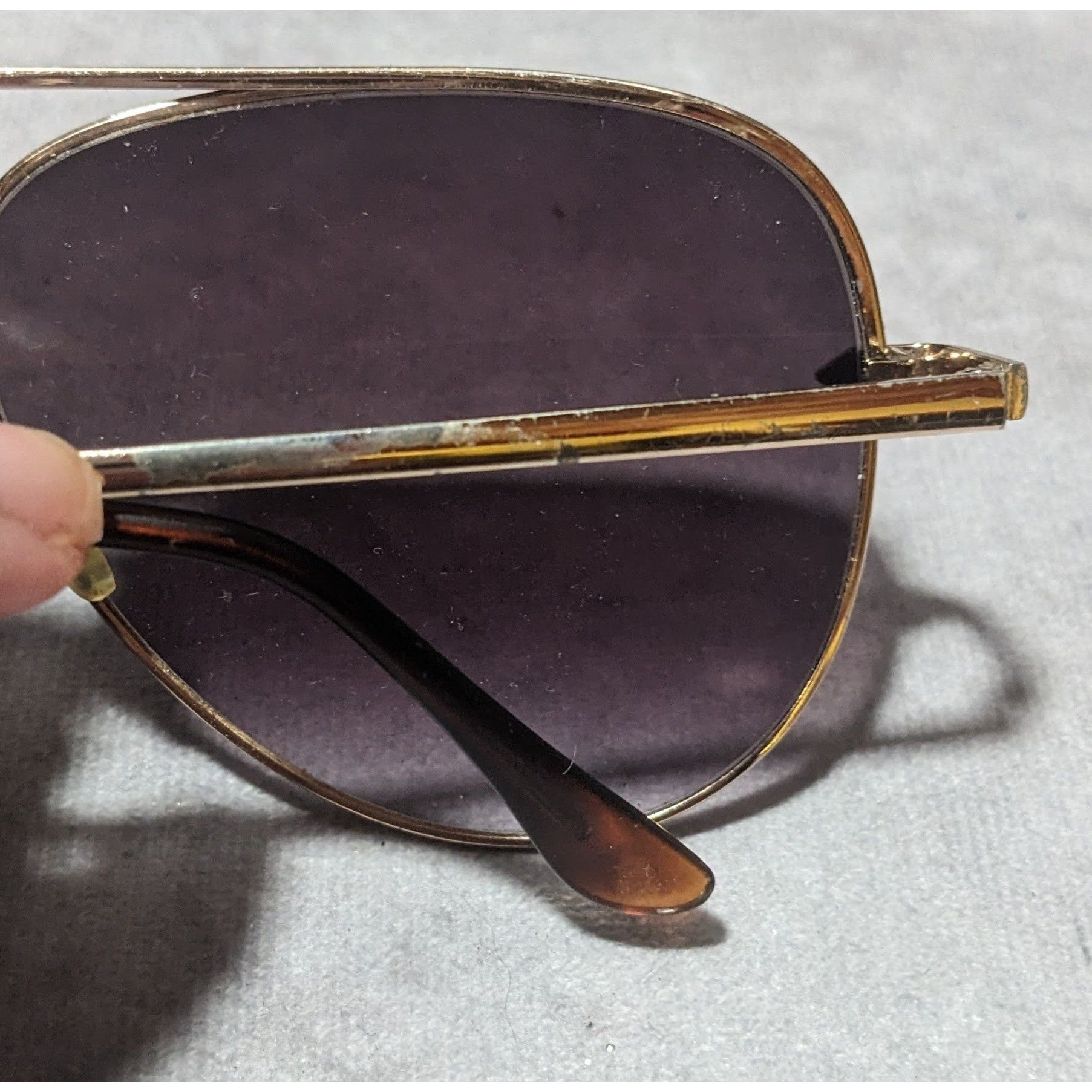 Quay Quay x Desi Sahara Gold Aviator Sunglasses Size ONE SIZE - 7 Thumbnail