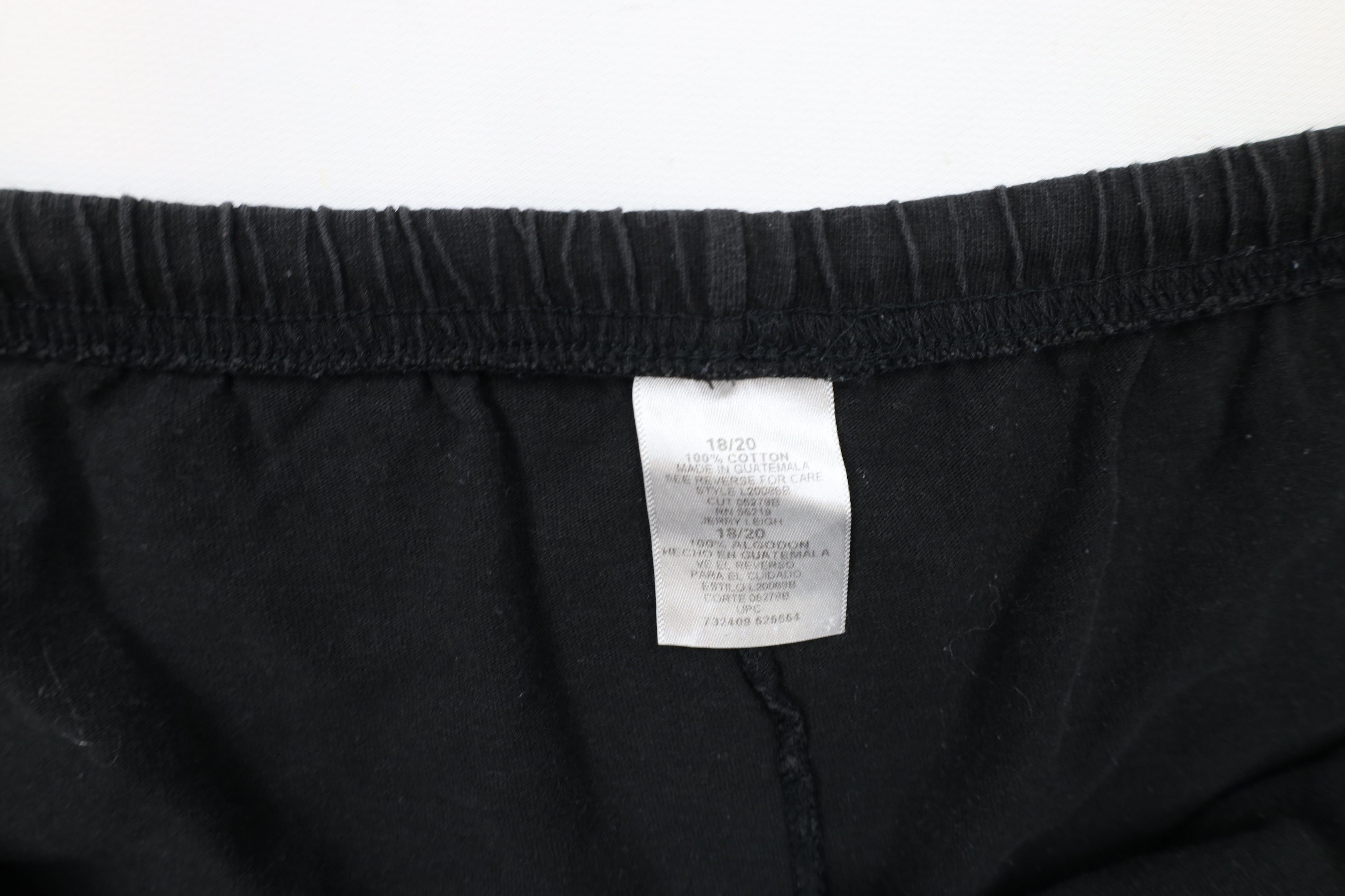 Vintage Vintage 90s Y2K NASCAR Spell Out Track Girl Speedway Shorts Size 40" / US 18 - 6 Thumbnail