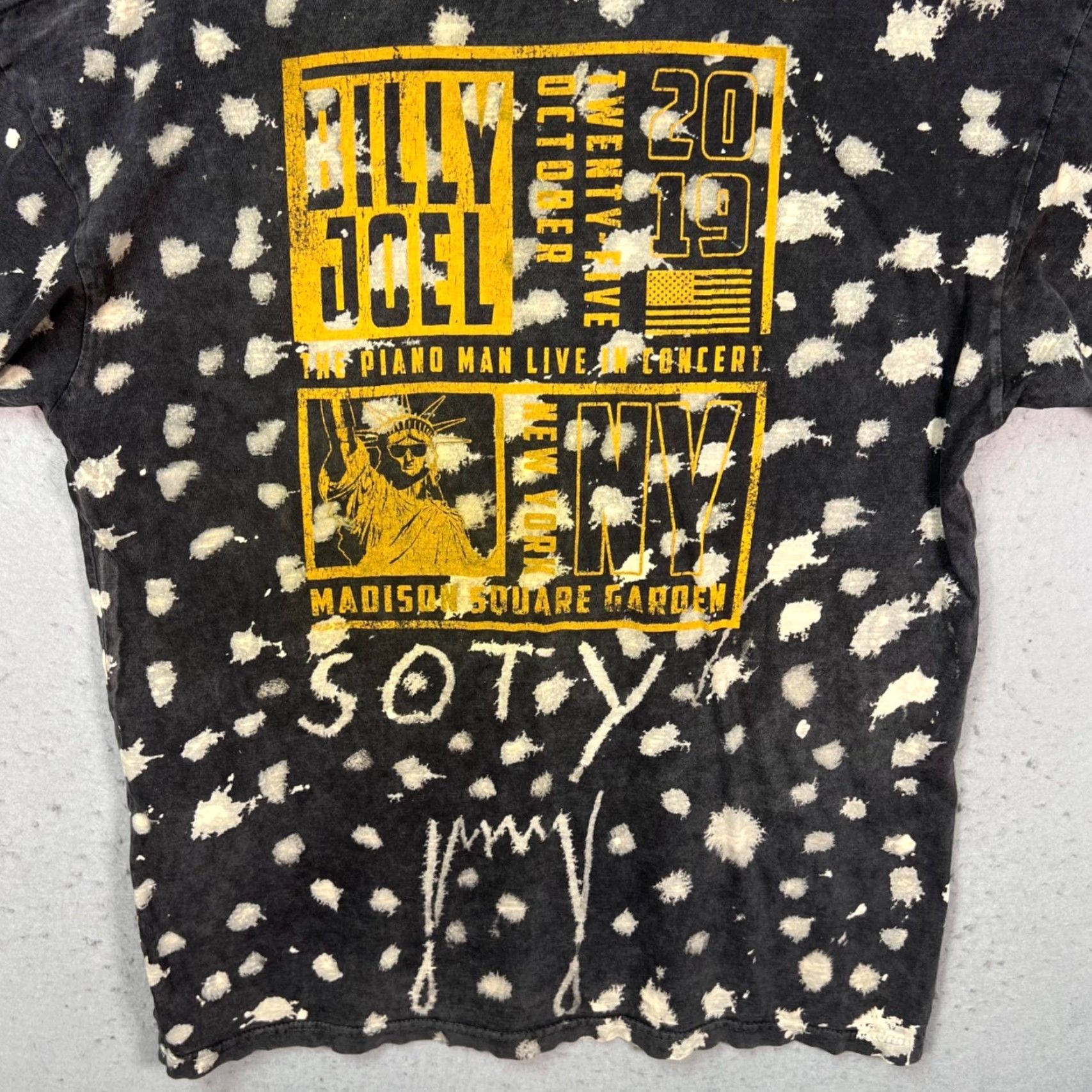 Vintage Billy Joel 2019 Piano Man Concert New York Tie-Dye T-Shirt Custom Mens Medium Shirts Mens Size US M / EU 48-50 / 2 - 7 Thumbnail