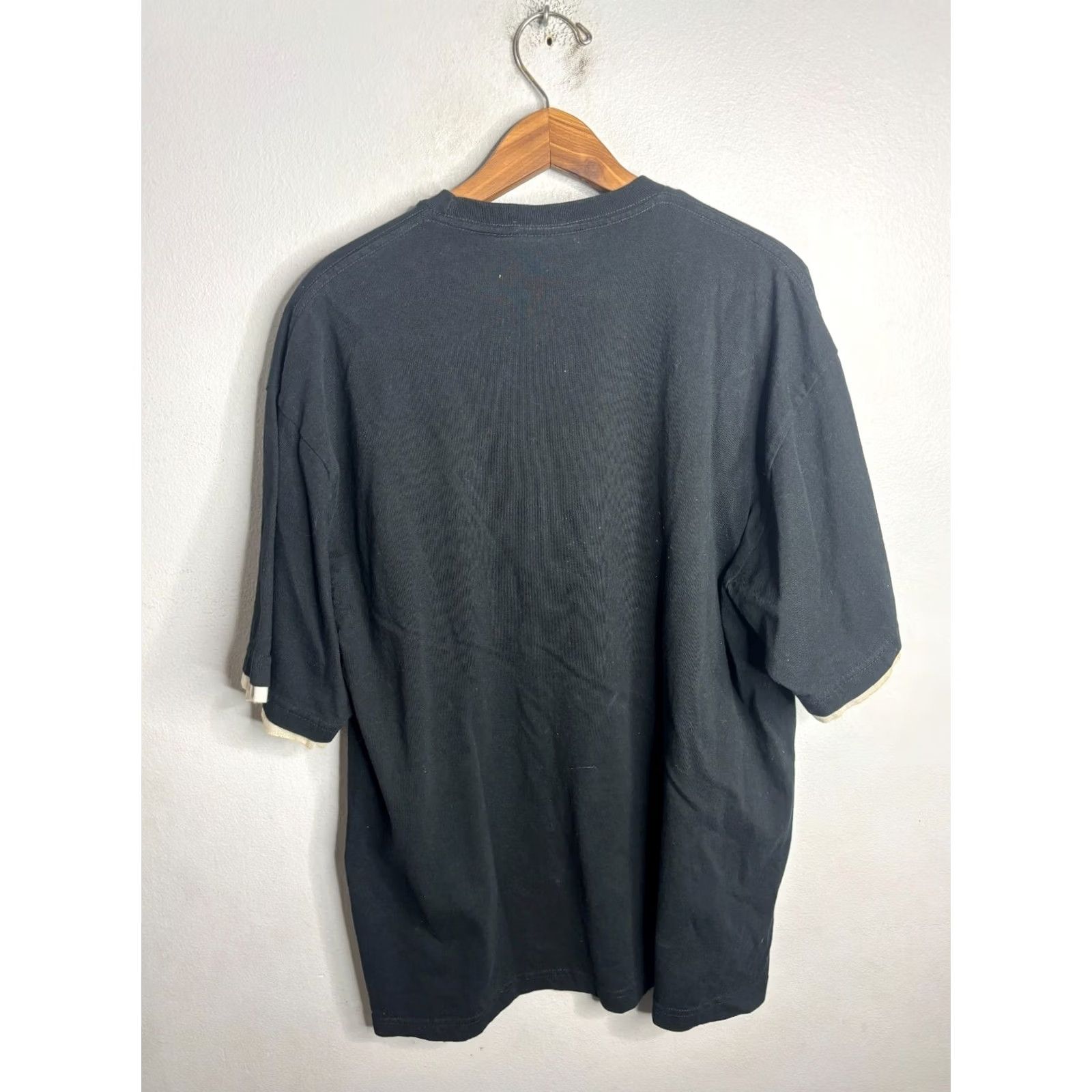 Vintage VINTAGE No Boundaries T-Shirt 90s Graphic Print Crew Neck Short Sleeve Black Size L Mens 5131 Size US L / EU 52-54 / 3 - 4 Thumbnail