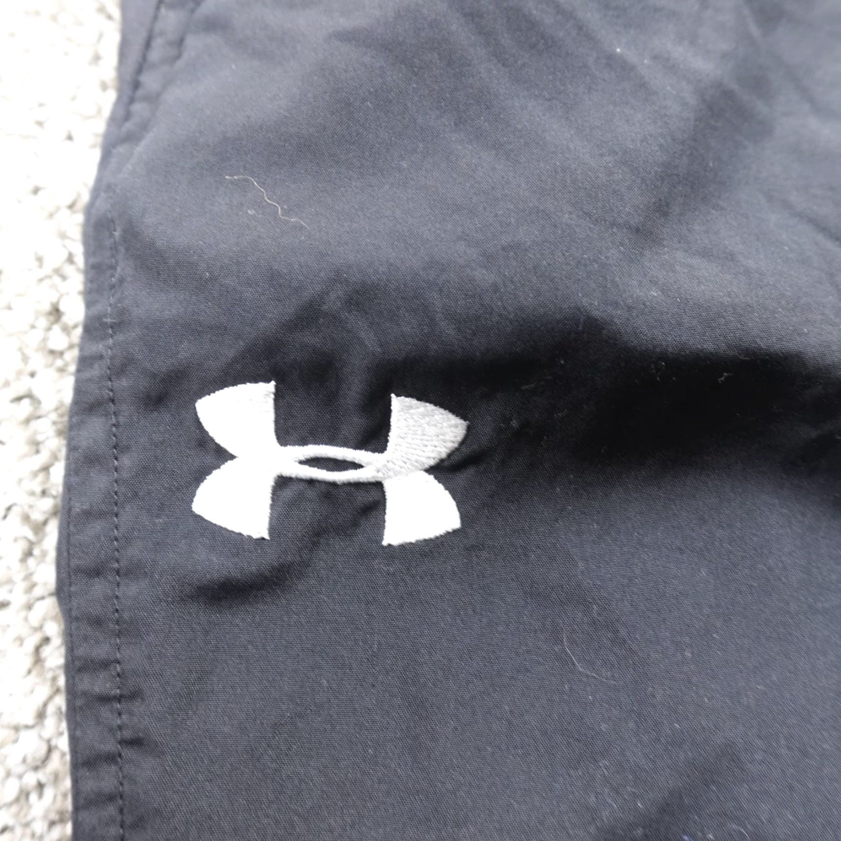 Under Armour Under Armour Pants Mens 2XL Black Baggy Windbreaker Drawstring Jogger Sweatpants Size US 36 / EU 52 - 7 Thumbnail