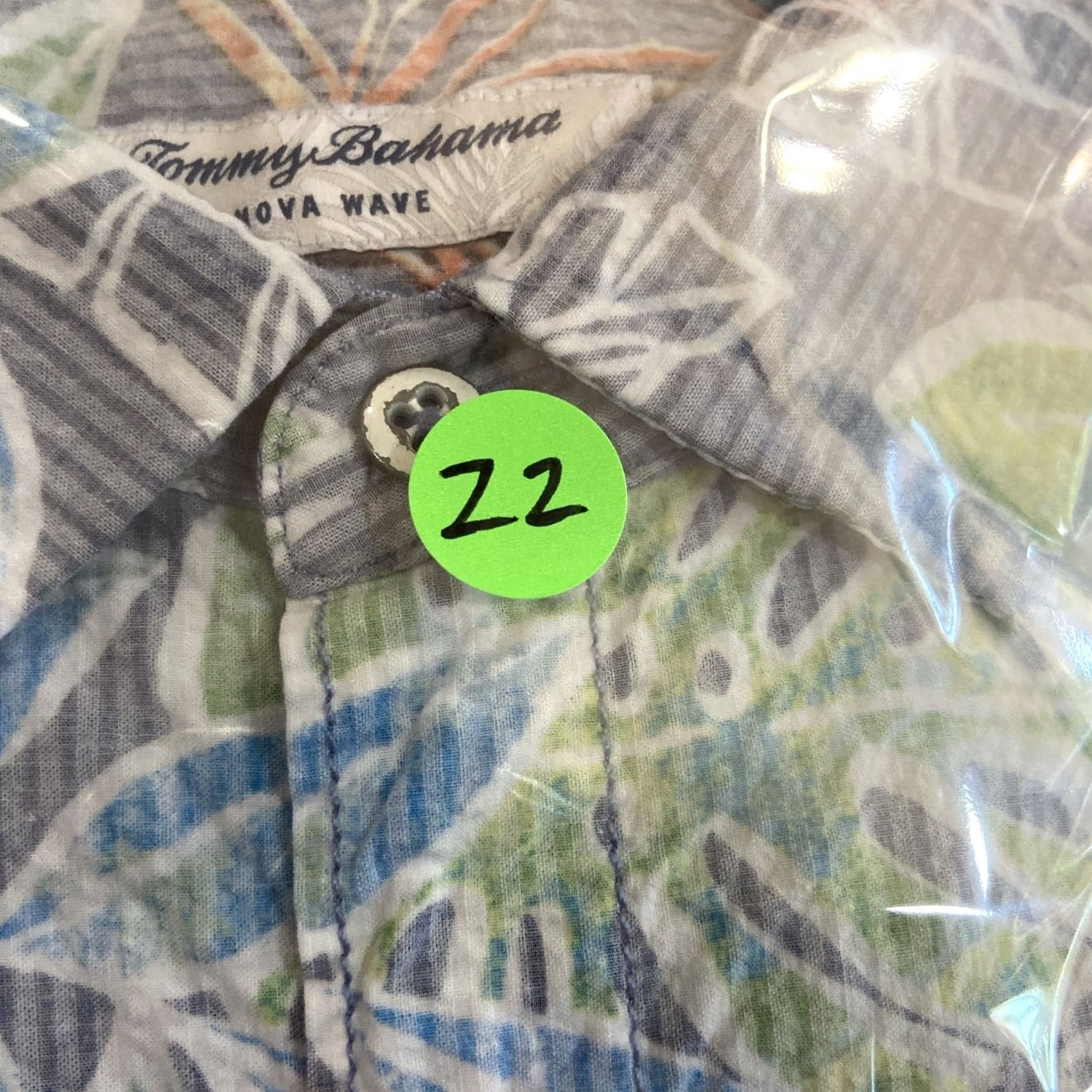 Tommy Bahama Tommy Bahama Shirt Men's XL Nova Wave Seersucker Floral Ocean Reverse Print Size US XL / EU 56 / 4 - 6 Thumbnail