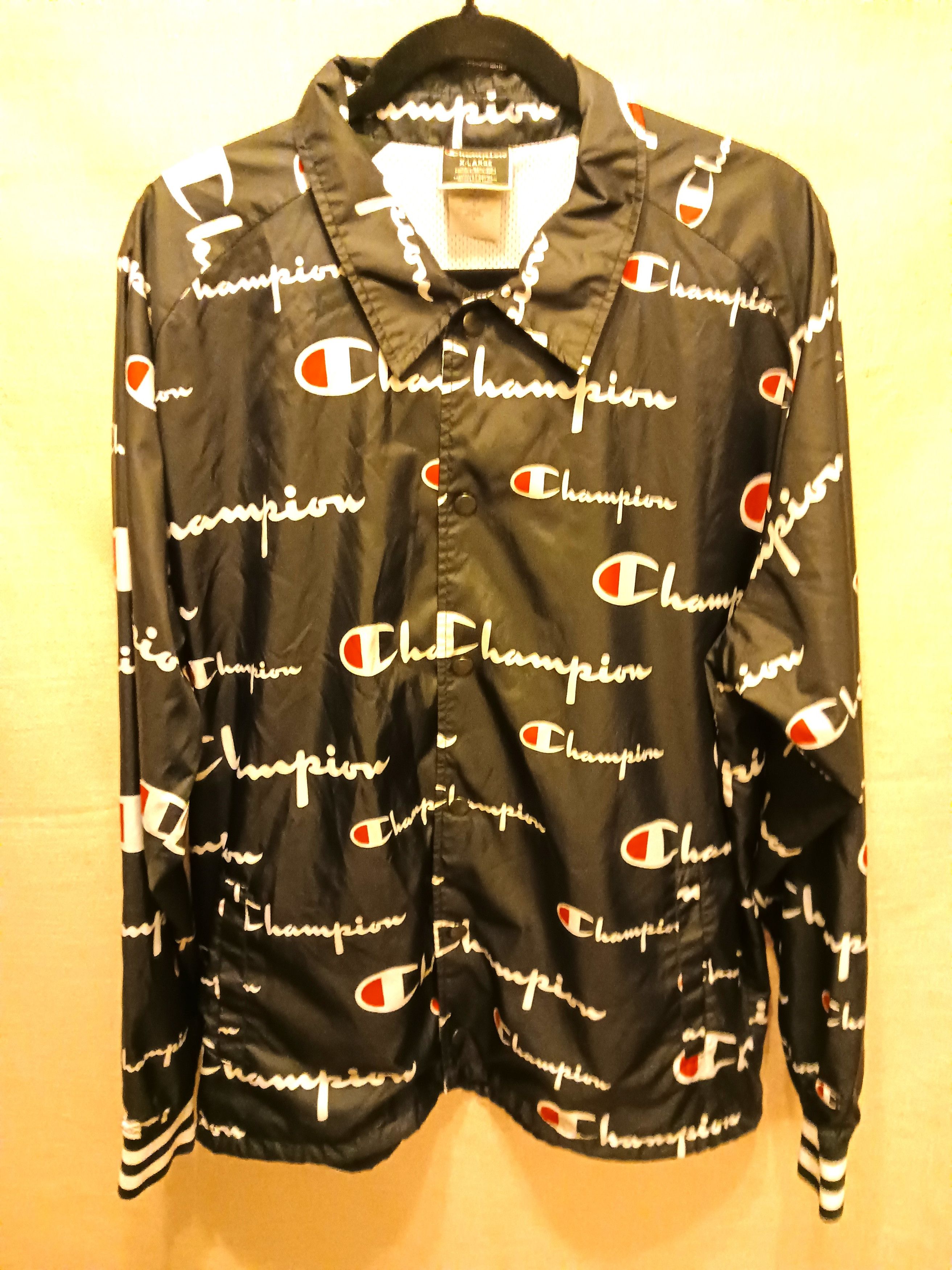 Champion Men's Logo Windbreaker/Warmup Jacket Size US XL / EU 56 / 4 - 1 Thumbnail