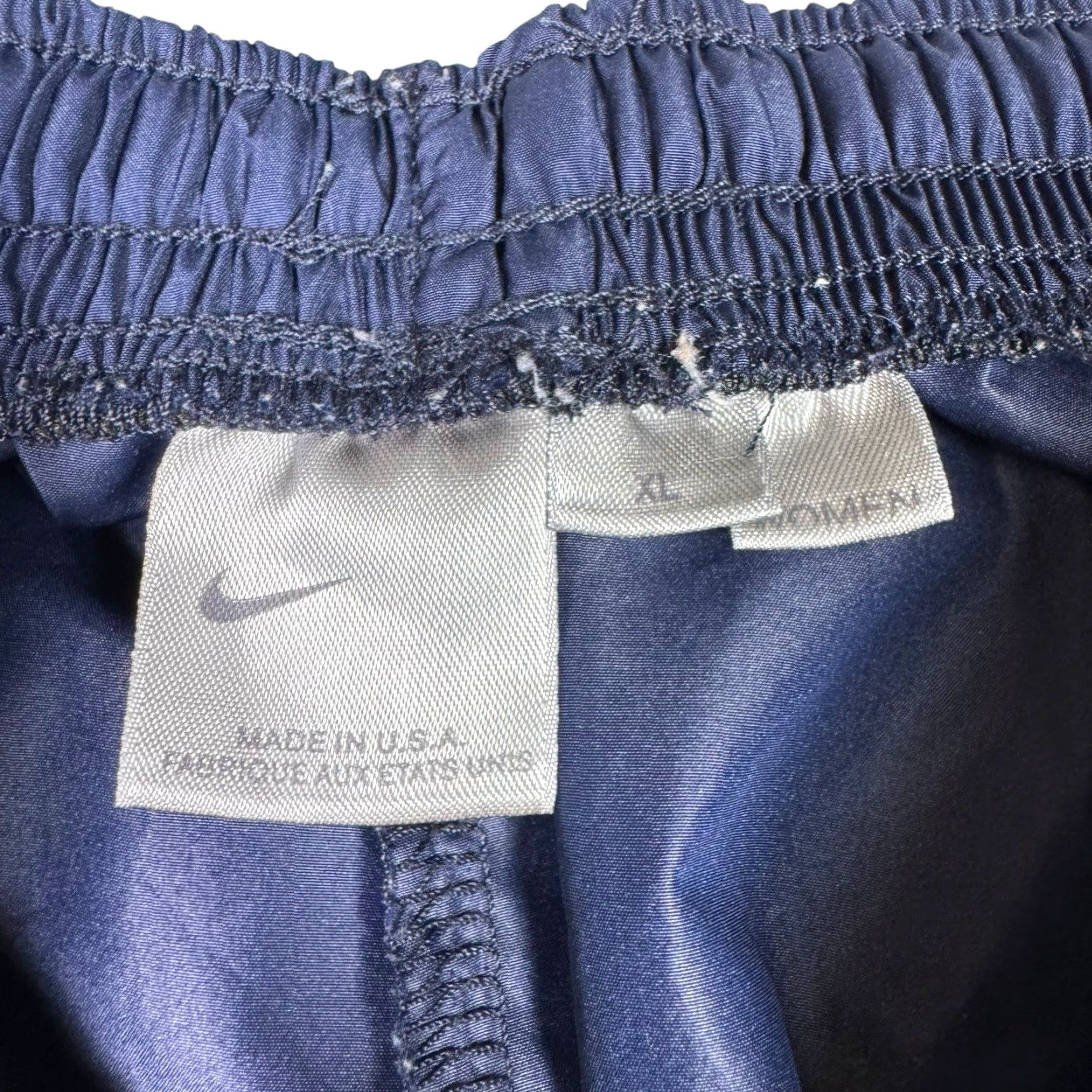 Nike VINTAGE Nike Track Pants Womens XL USA Made Blue Taper Jogger 90s Sweatpants Size 40" / US 18 - 7 Thumbnail