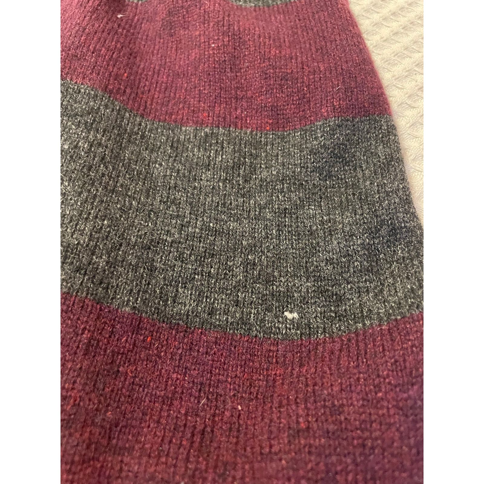 Izod IZOD Wool Blend Grey Purple Striped Crew Neck Sweater XXL Size US XXL / EU 58 / 5 - 5 Thumbnail