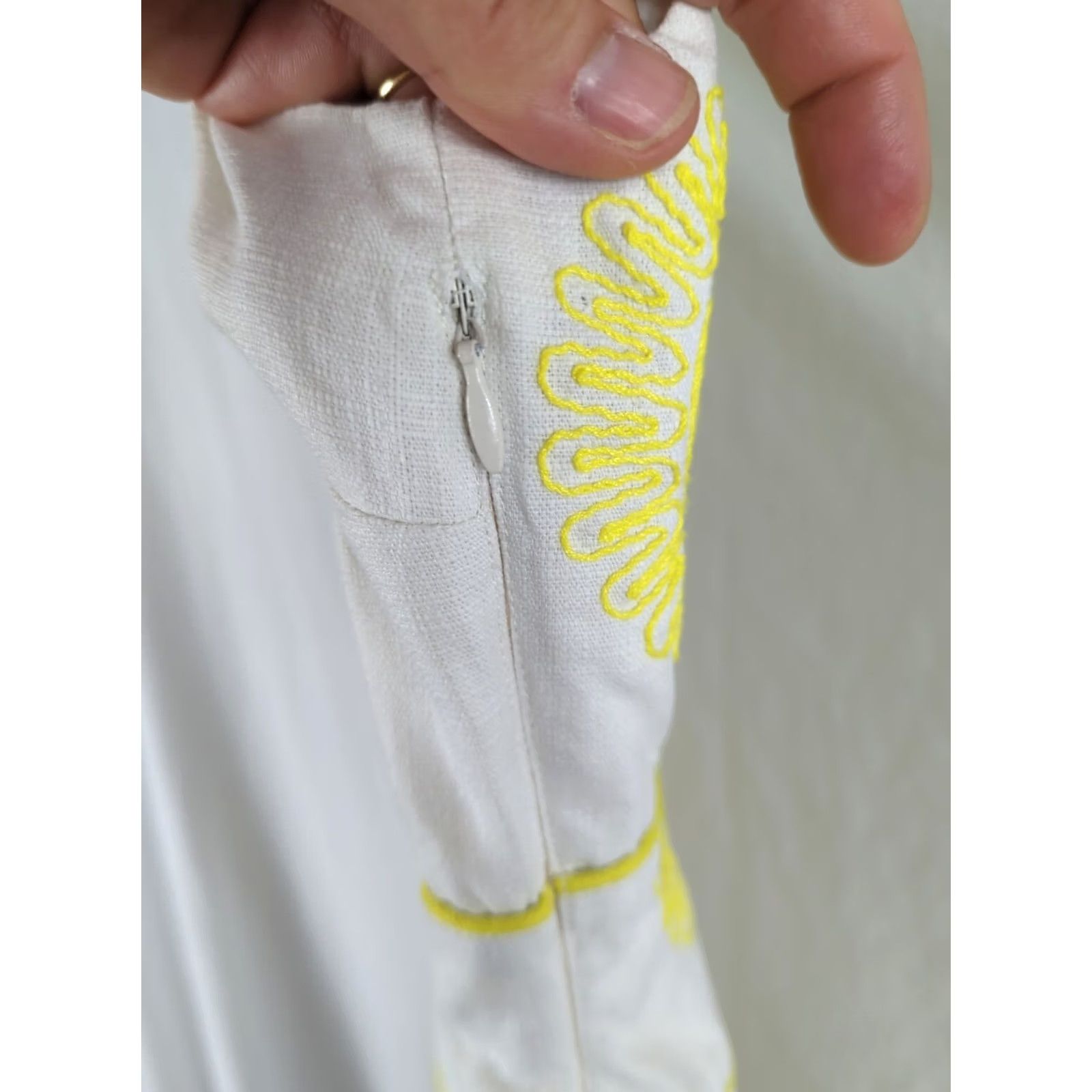 Boden Boden Sheath Dress womens Size 2 Petite sleeveless cotton zip embroidered White Yellow Size XS / US 0-2 / IT 36-38 - 5 Thumbnail