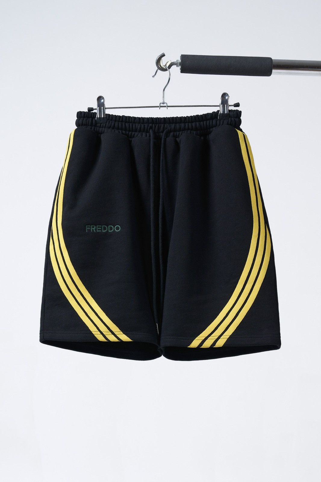 Other Freddo Stripe shorts Size US 38 / EU 54 - 1 Thumbnail