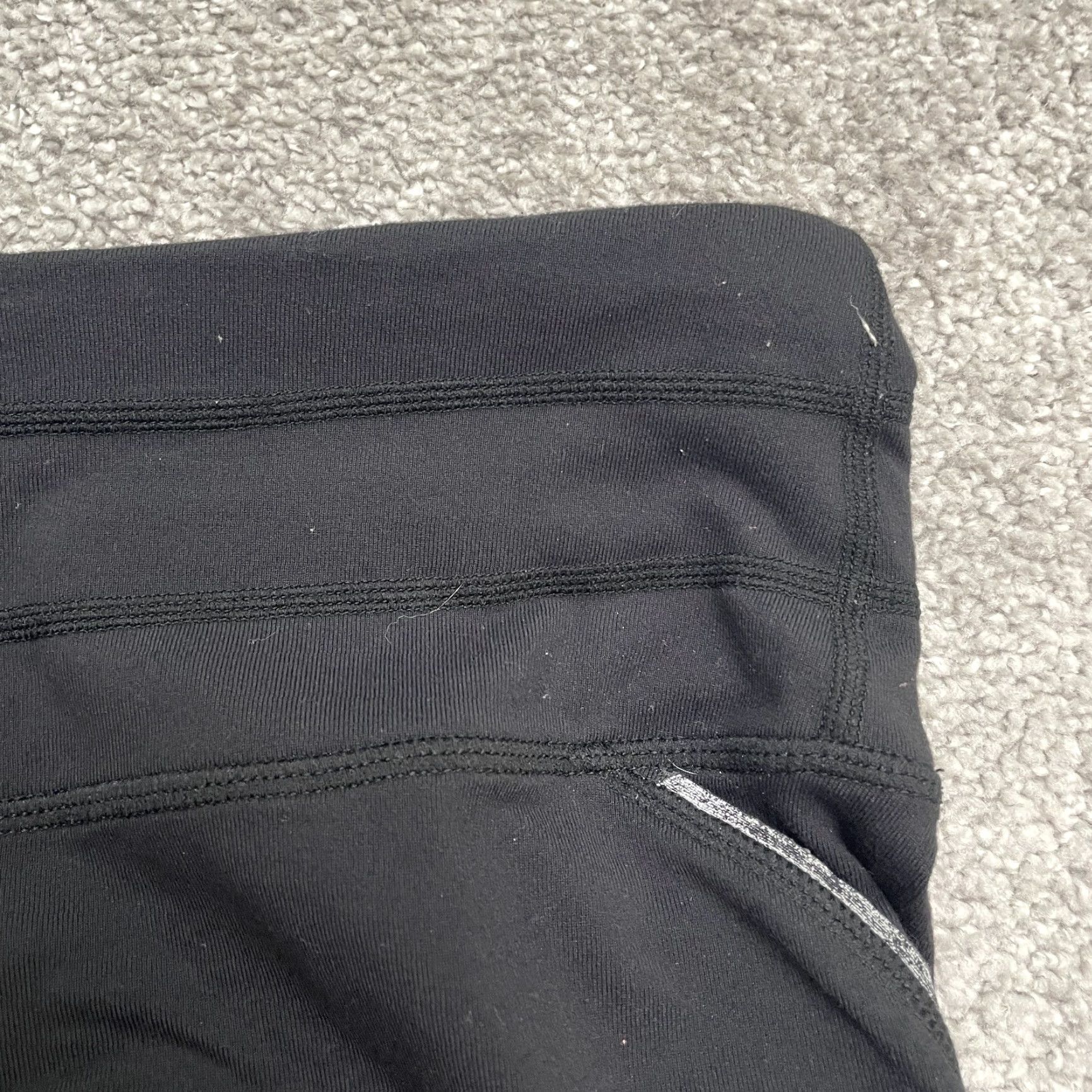 Athleta Athleta Relay Tight Compression Leggings Women XXS Black Active Zip Pocket 24x26 Regular Stretch Lightweight Athletic Size 24" / US 00 / IT 34 - 3 Thumbnail