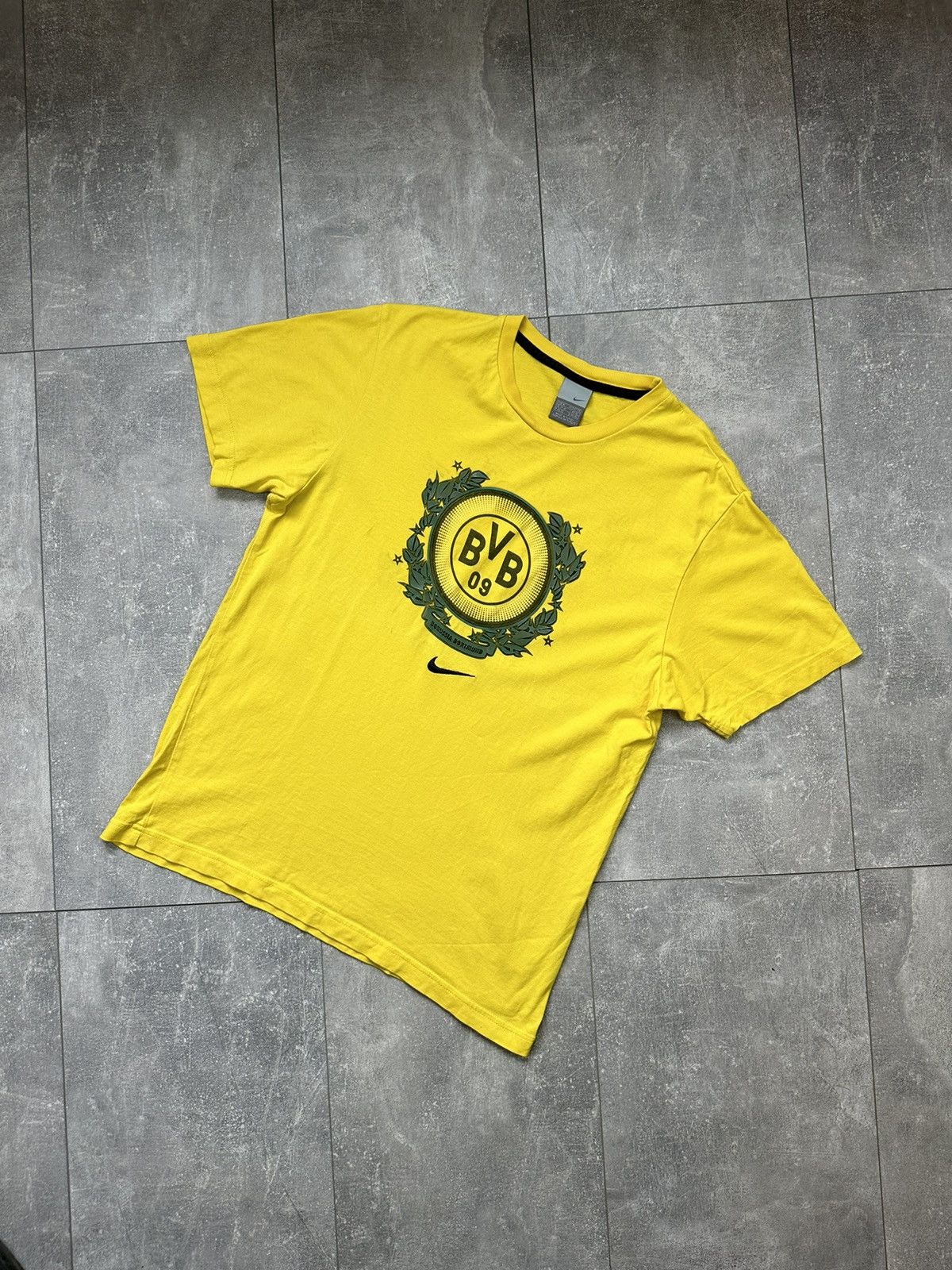 Nike Nike Borussia Dortmund Overprint Yellow Tee Jersey Size US M / EU 48-50 / 2 - 2 Thumbnail