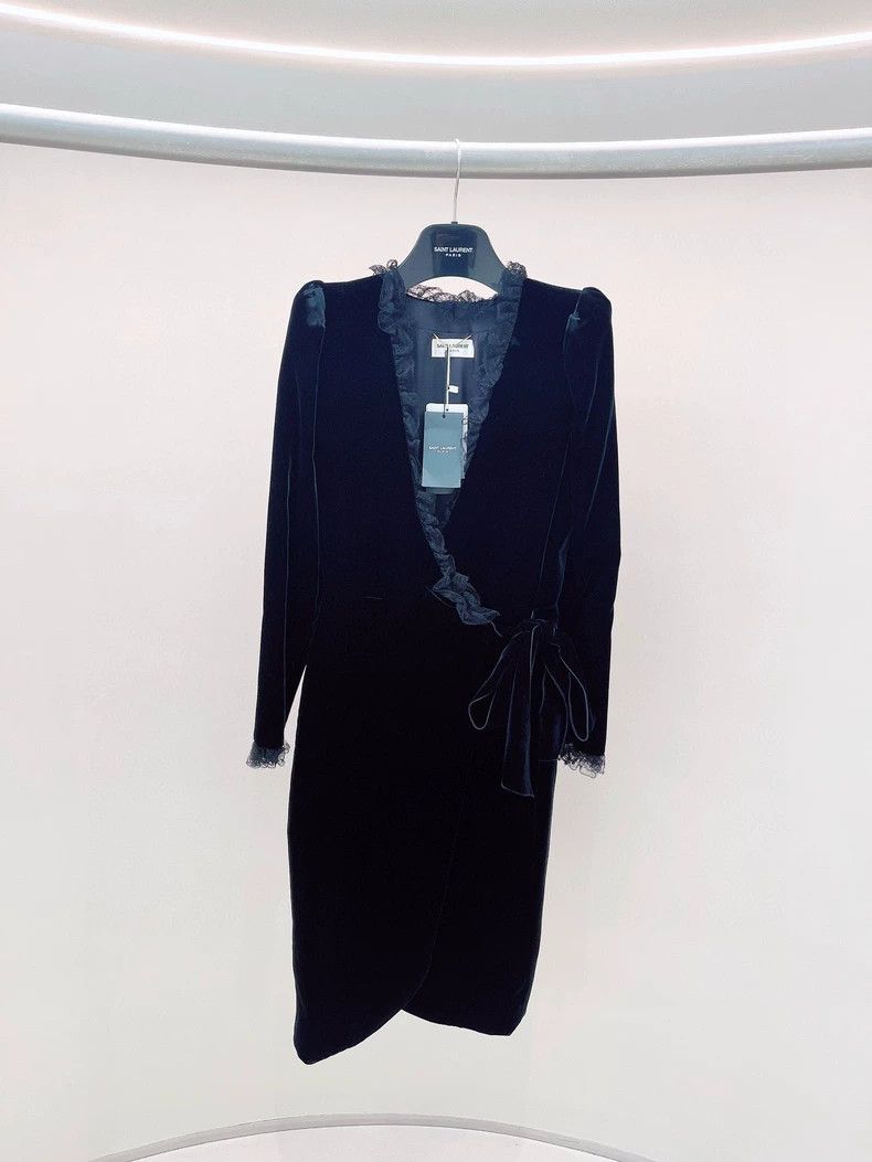 Saint Laurent Paris Saint Laurent Paris Black Velvet Lace Dress Size XXS / US 00 / IT 34 - 1 Thumbnail