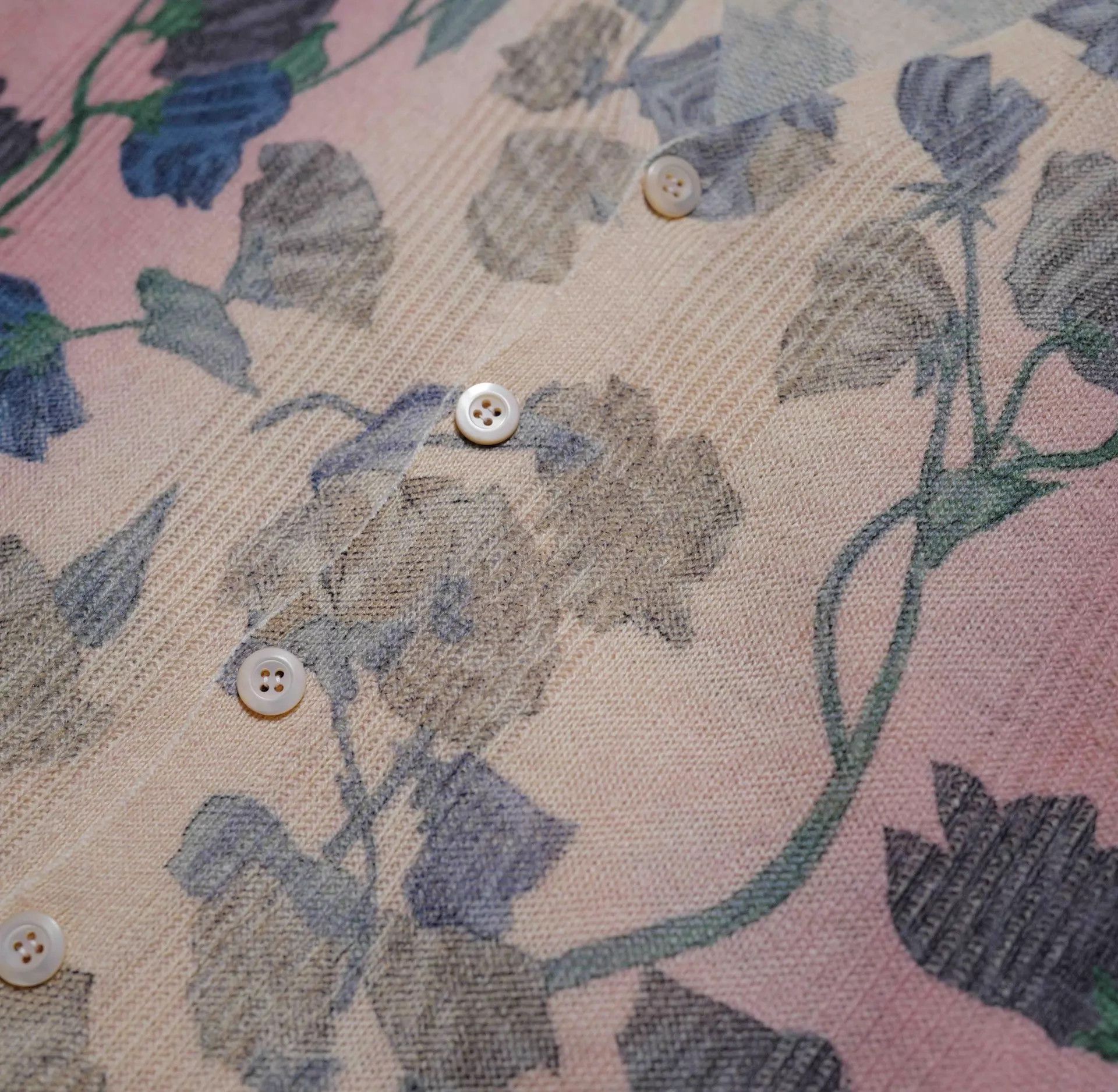 Prada Prada Vintage Floral Print Ombre Cashmere Cardigan Size XL / US 12-14 / IT 48-50 - 3 Thumbnail