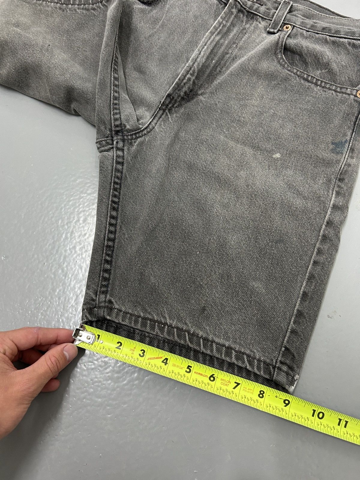 Japanese Brand Crazy vintage Levi’s faded black 505 jorts faded distressed Size US 30 / EU 46 - 8 Thumbnail