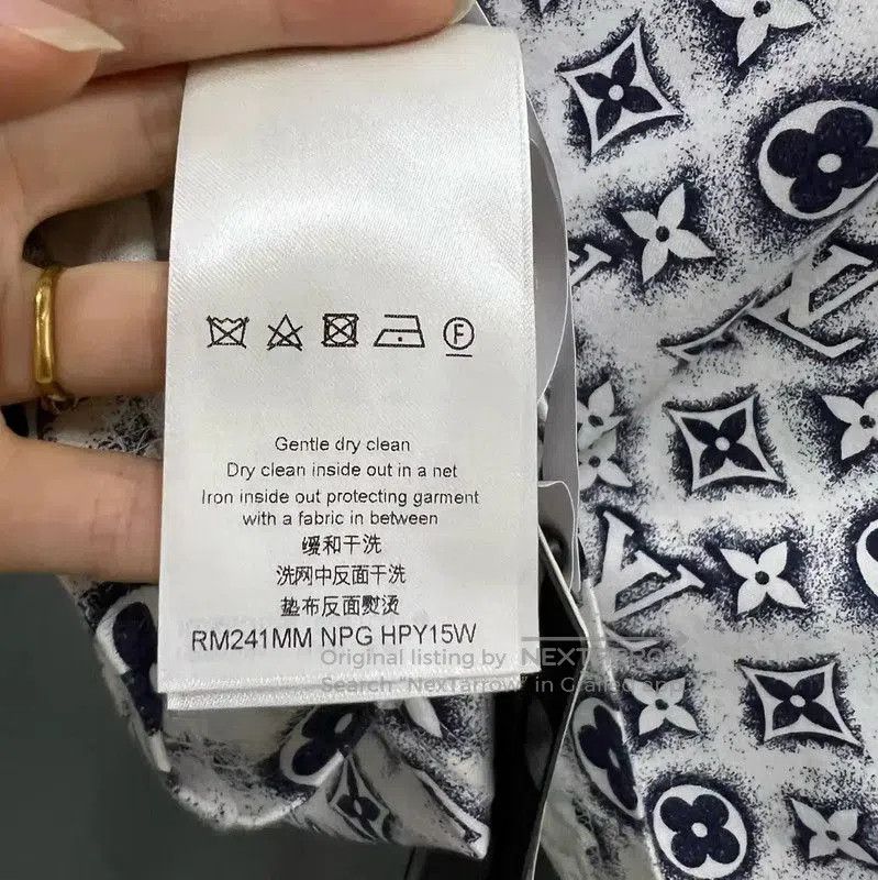 Other Louis Vuitton Logo White Short Sleeve T. Size US S / EU 44-46 / 1 - 5 Thumbnail
