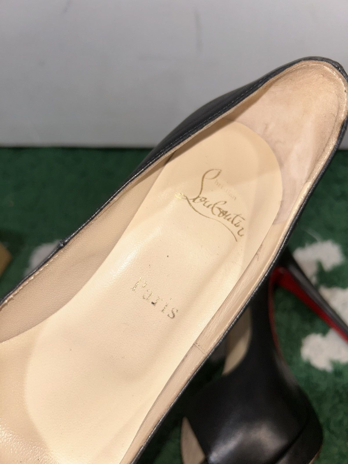 Christian Louboutin christian louboutin size 38 eu 8 women’s with box clean Size US 8 / IT 38 - 7 Thumbnail