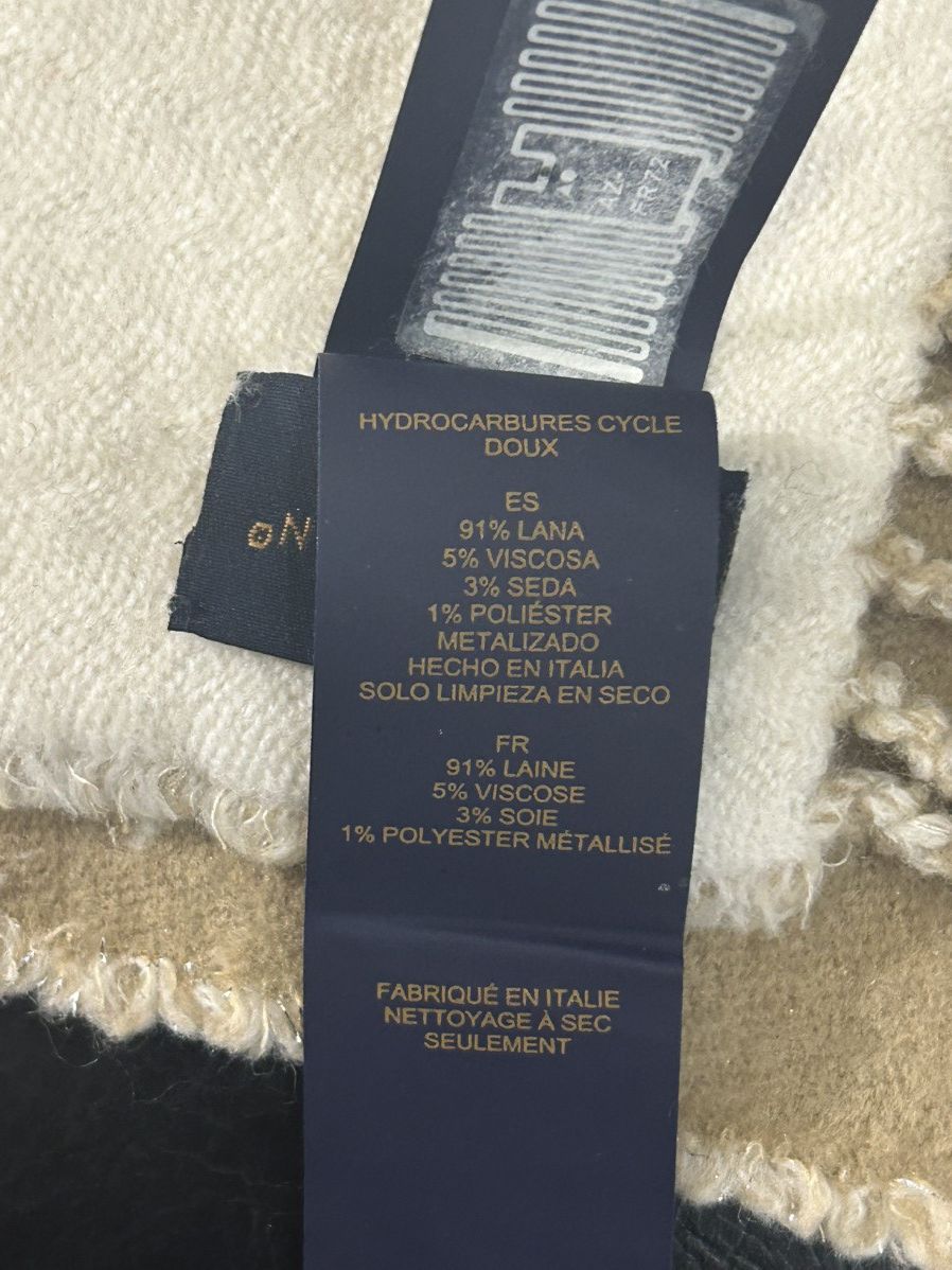 Louis Vuitton Louis Vuitton Gradient Scarf Size ONE SIZE - 8 Thumbnail