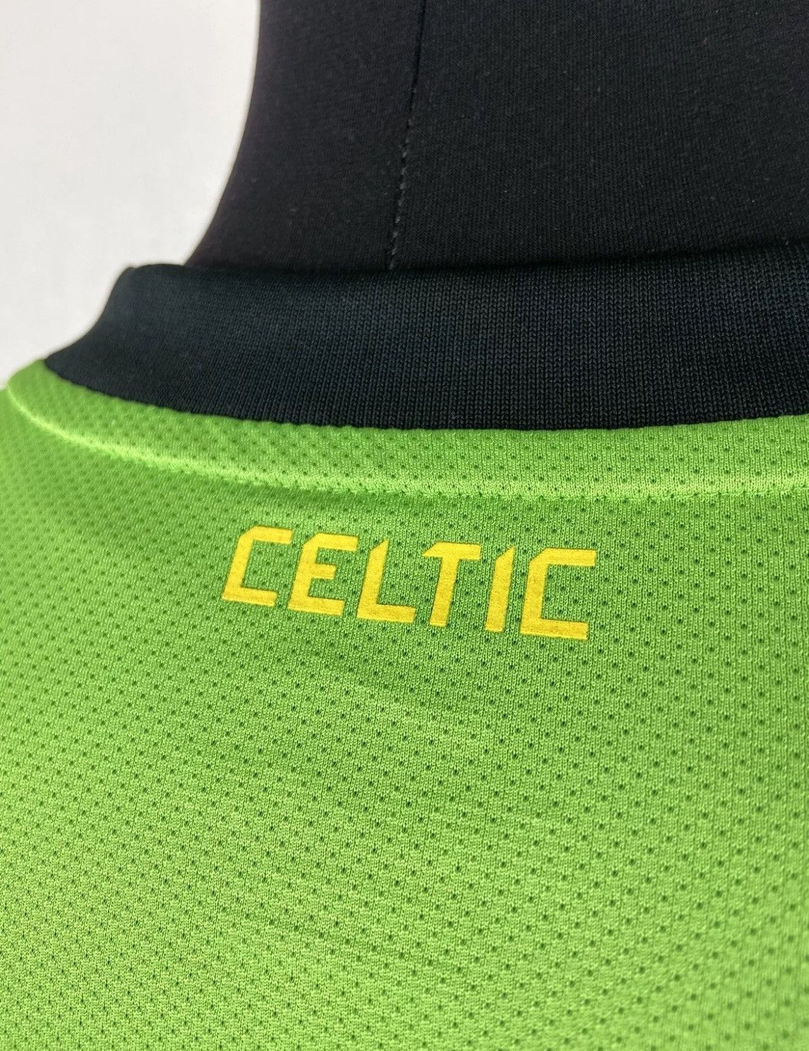 Nike × Vintage Celtic FC 2010/11 Away Jersey Shirt Nike Size M Size US M / EU 48-50 / 2 - 7 Thumbnail